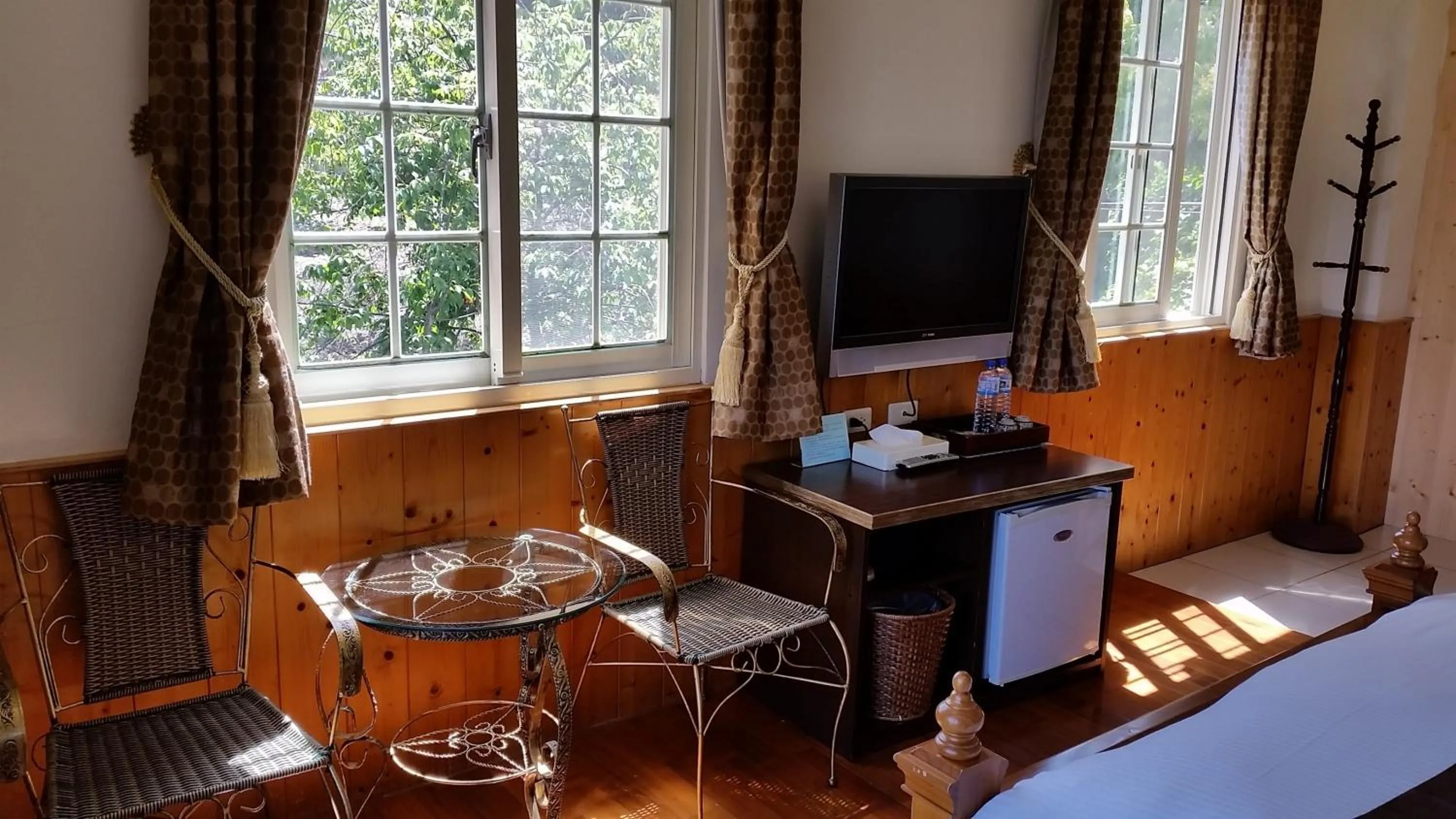 TV and multimedia in Qingjing Xiaozhu