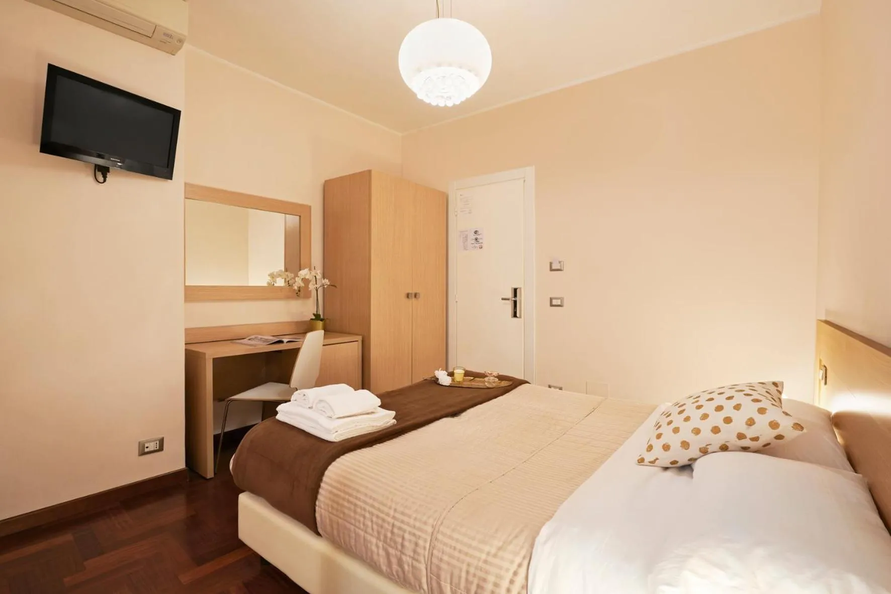 Bed in La Piccola Maison