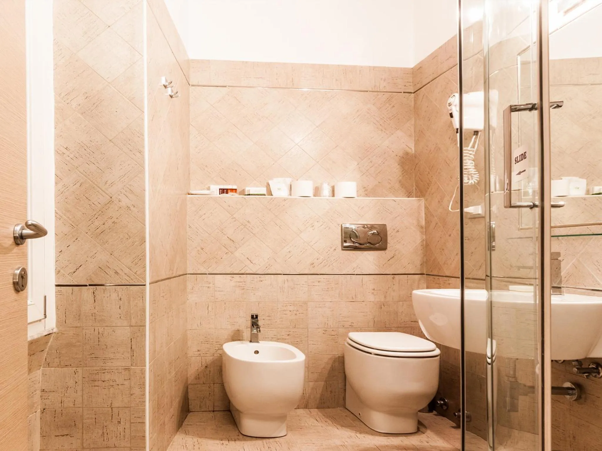 Bathroom in La Piccola Maison