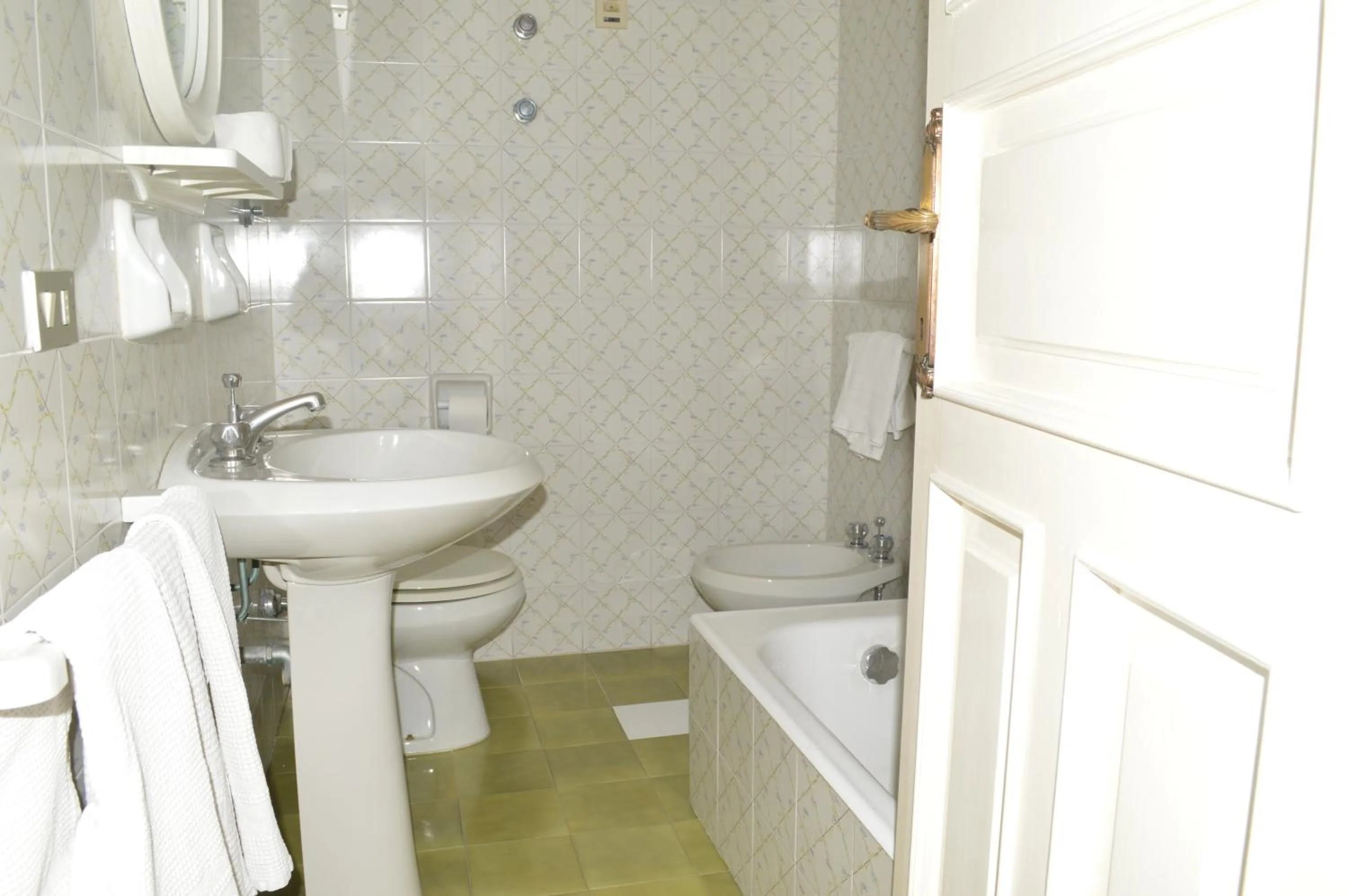 Toilet in Hotel Polito