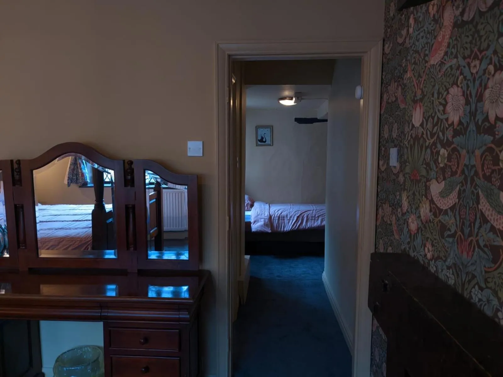Deluxe Triple Room in Black Swan