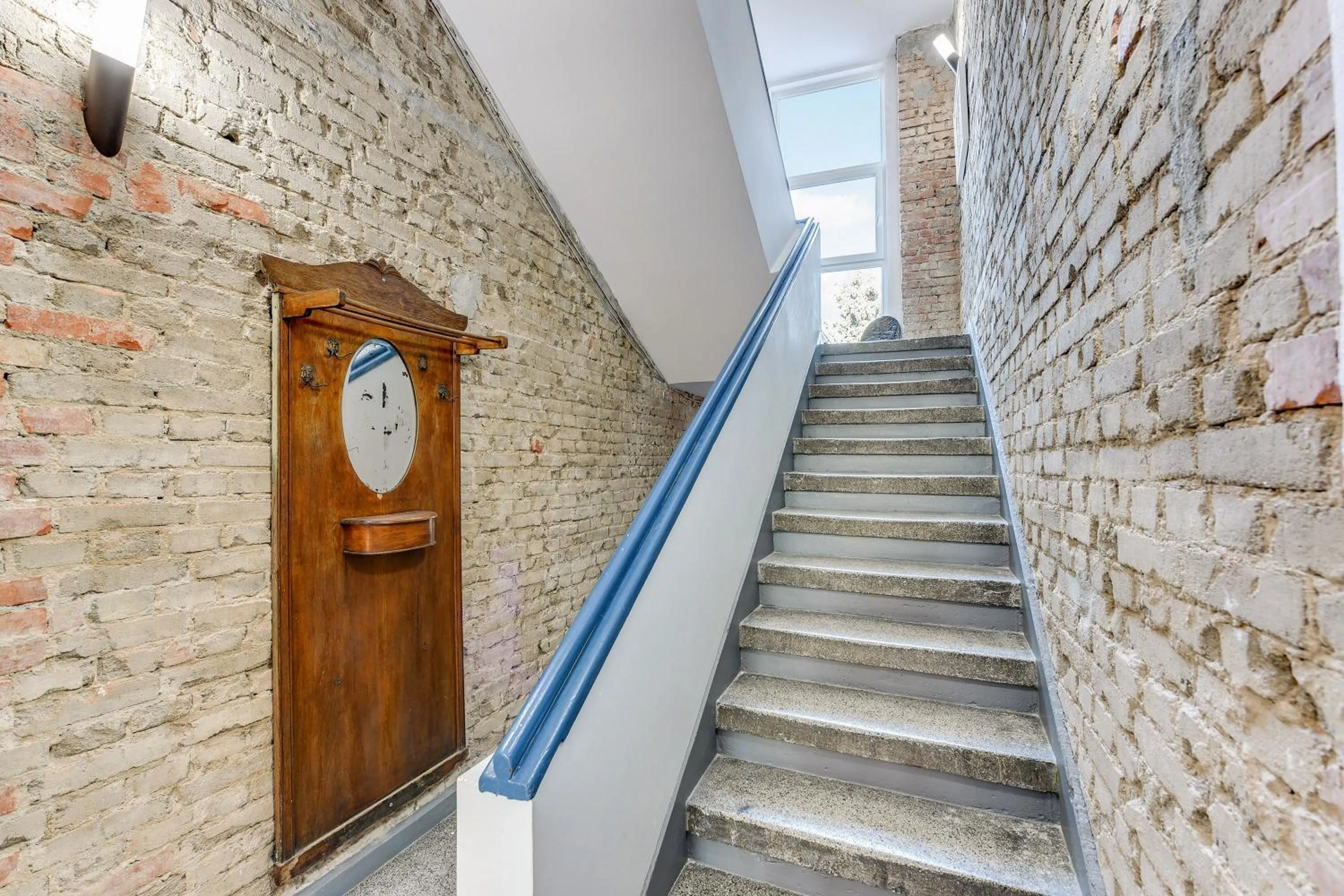 Property building in Kamienica Gdynia hotelowe komfortowe łóżka, plaża Orłowo molo