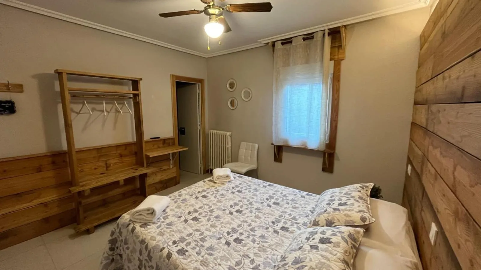 Bedroom, Bed in Hostal Ochoa