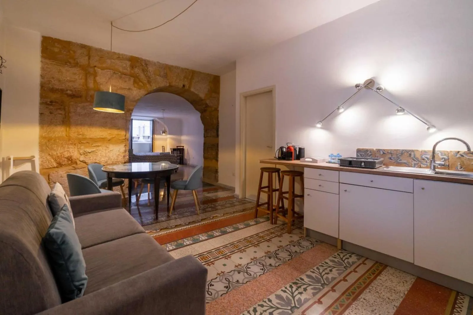 Living room in MojoCoHouse