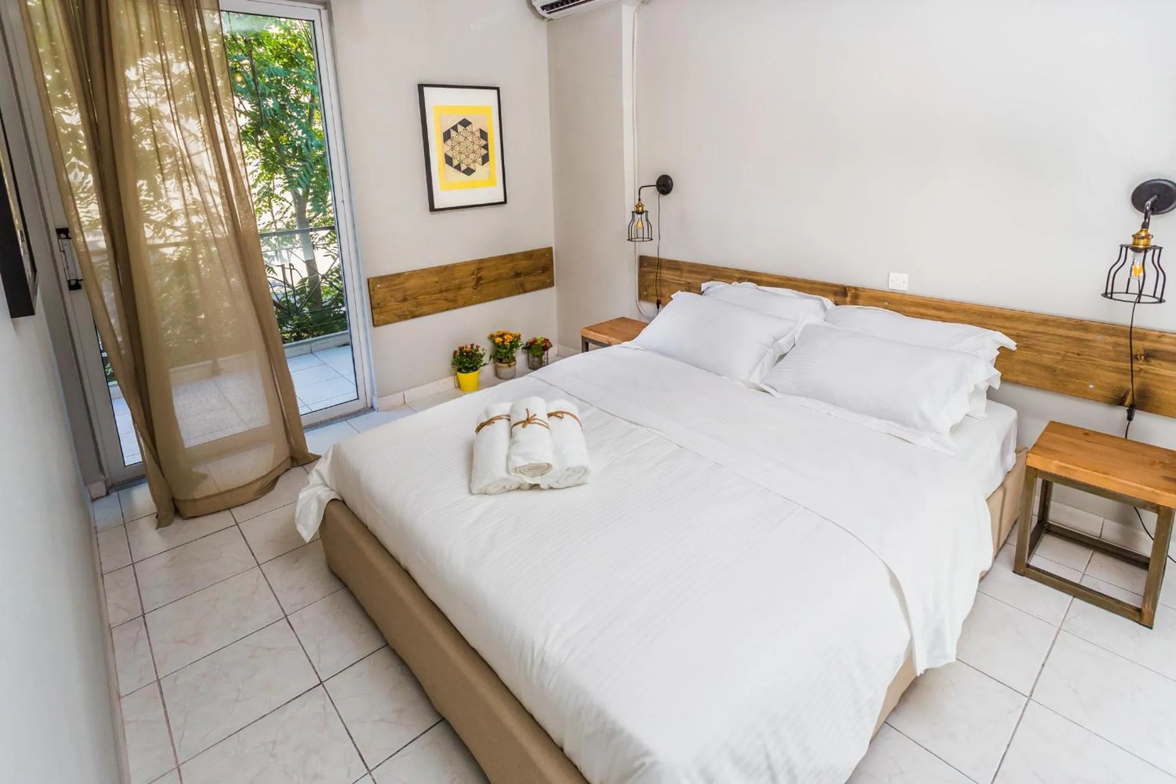 Day, Bed in Aris Athens Suites