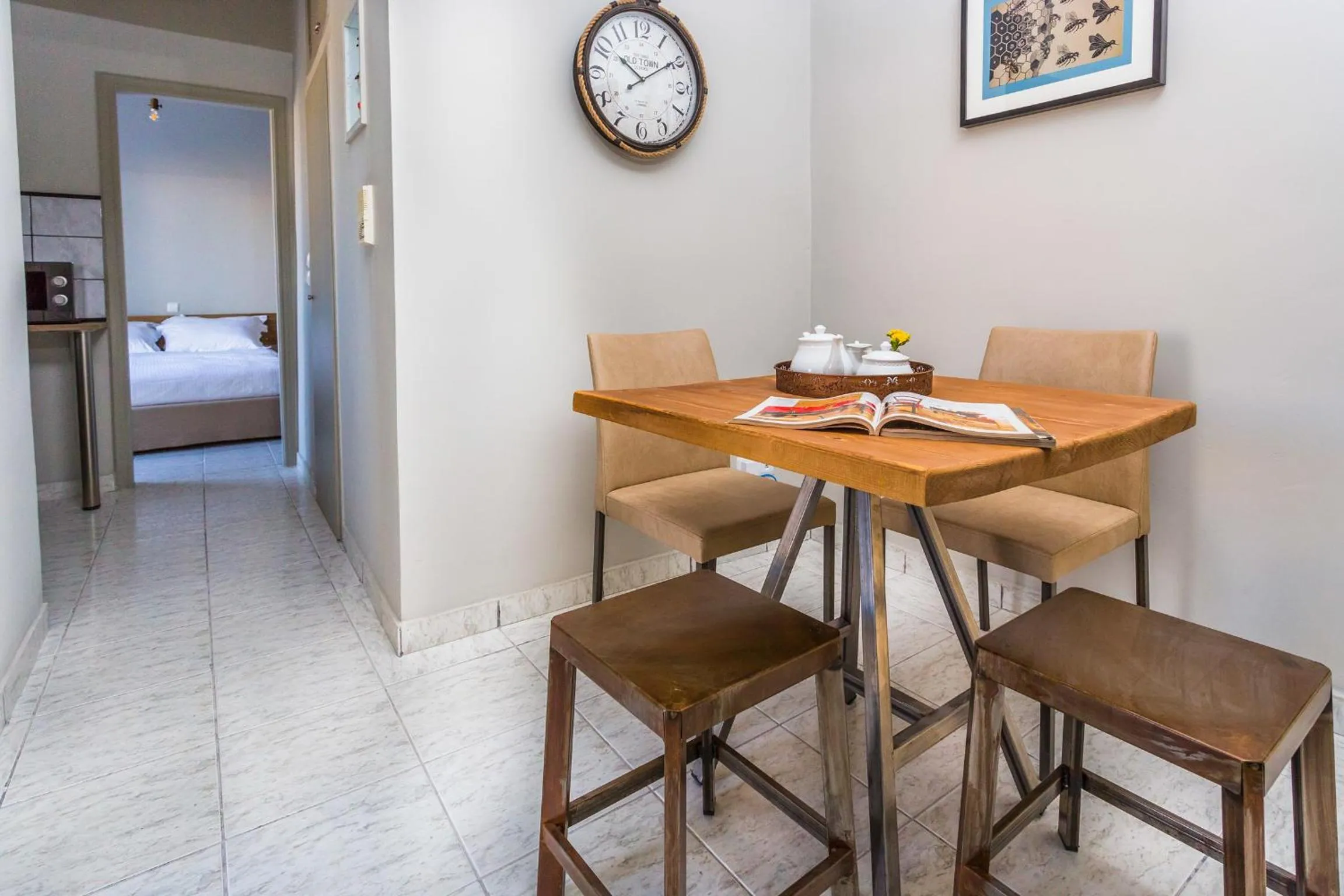Dining area, Bed in Aris Athens Suites