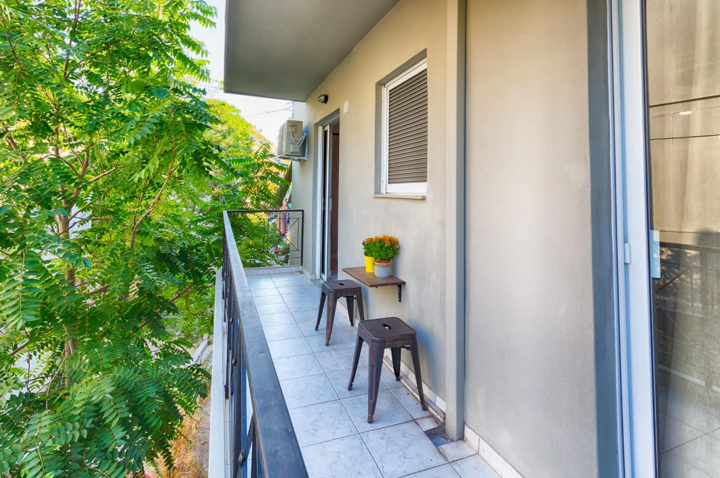 Property building in Aris Athens Suites