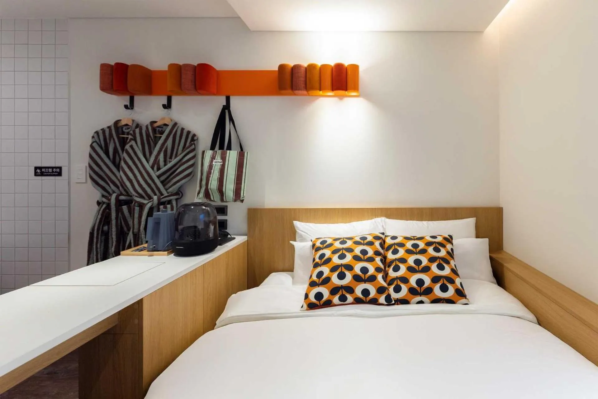 Bed in Nouvelle Hotel and Spa Jongno by Aank