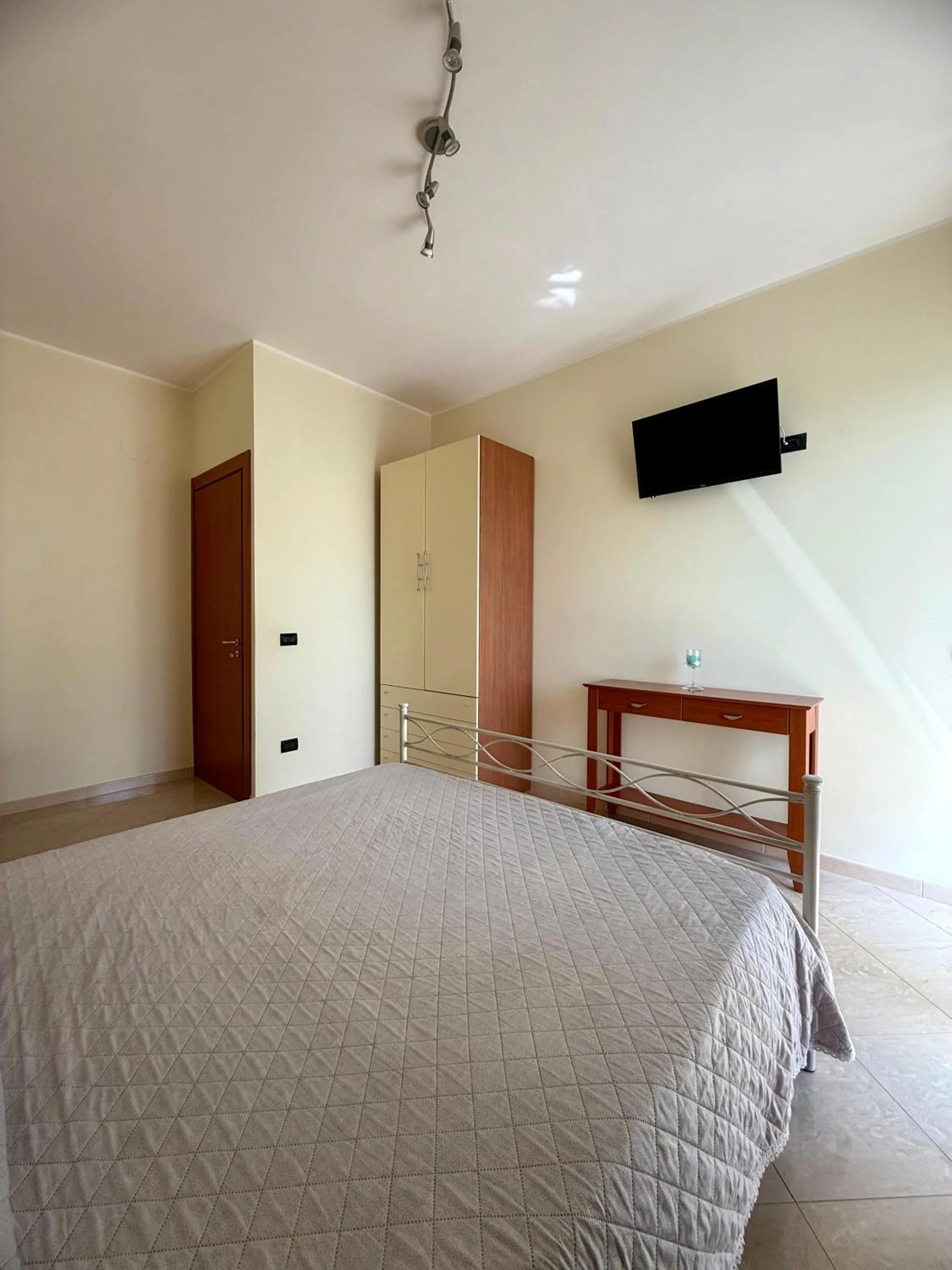 Bedroom, Bed in Cielo Stellato Apartments