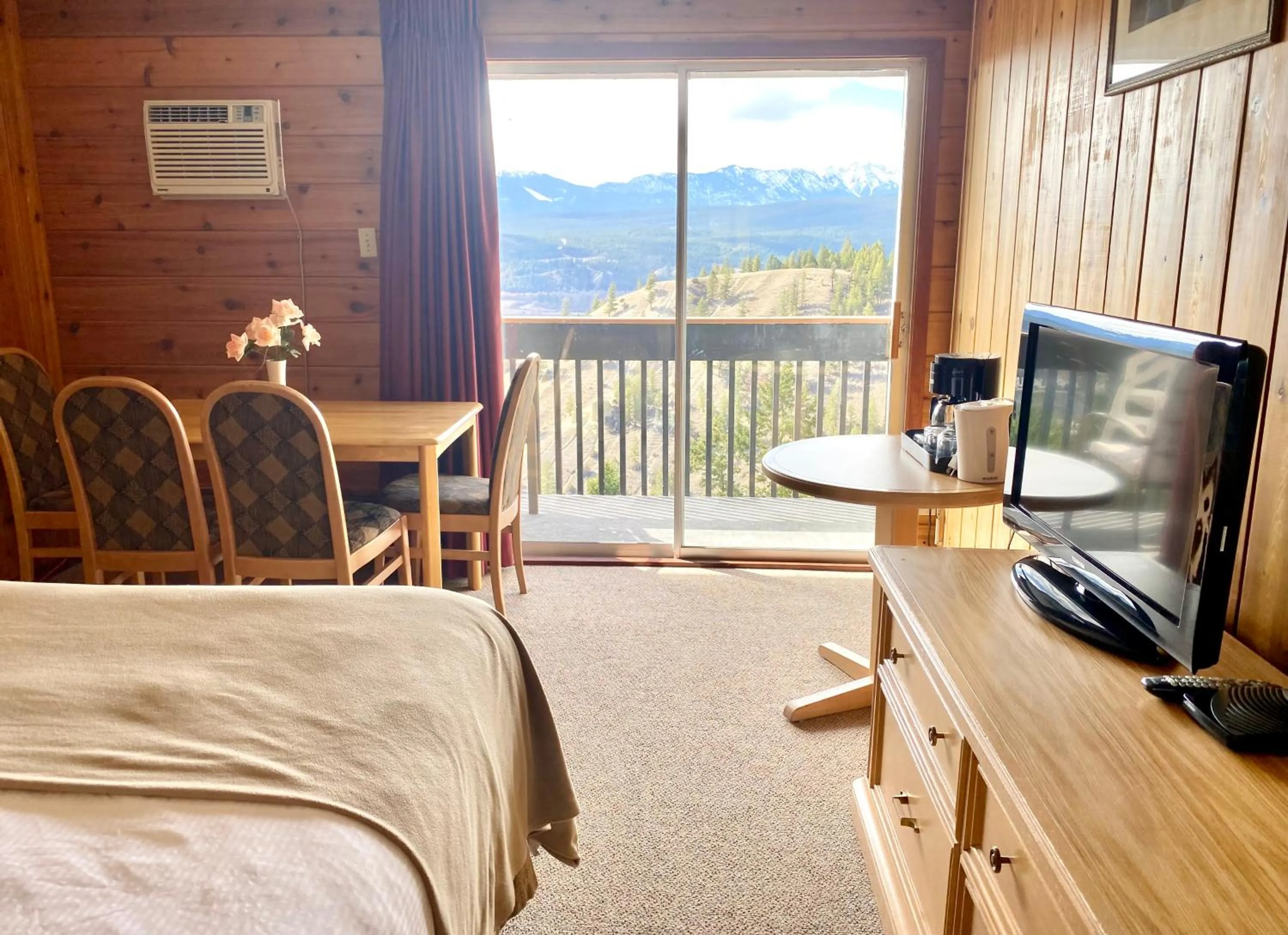 Rocky Mountain Springs Lodge