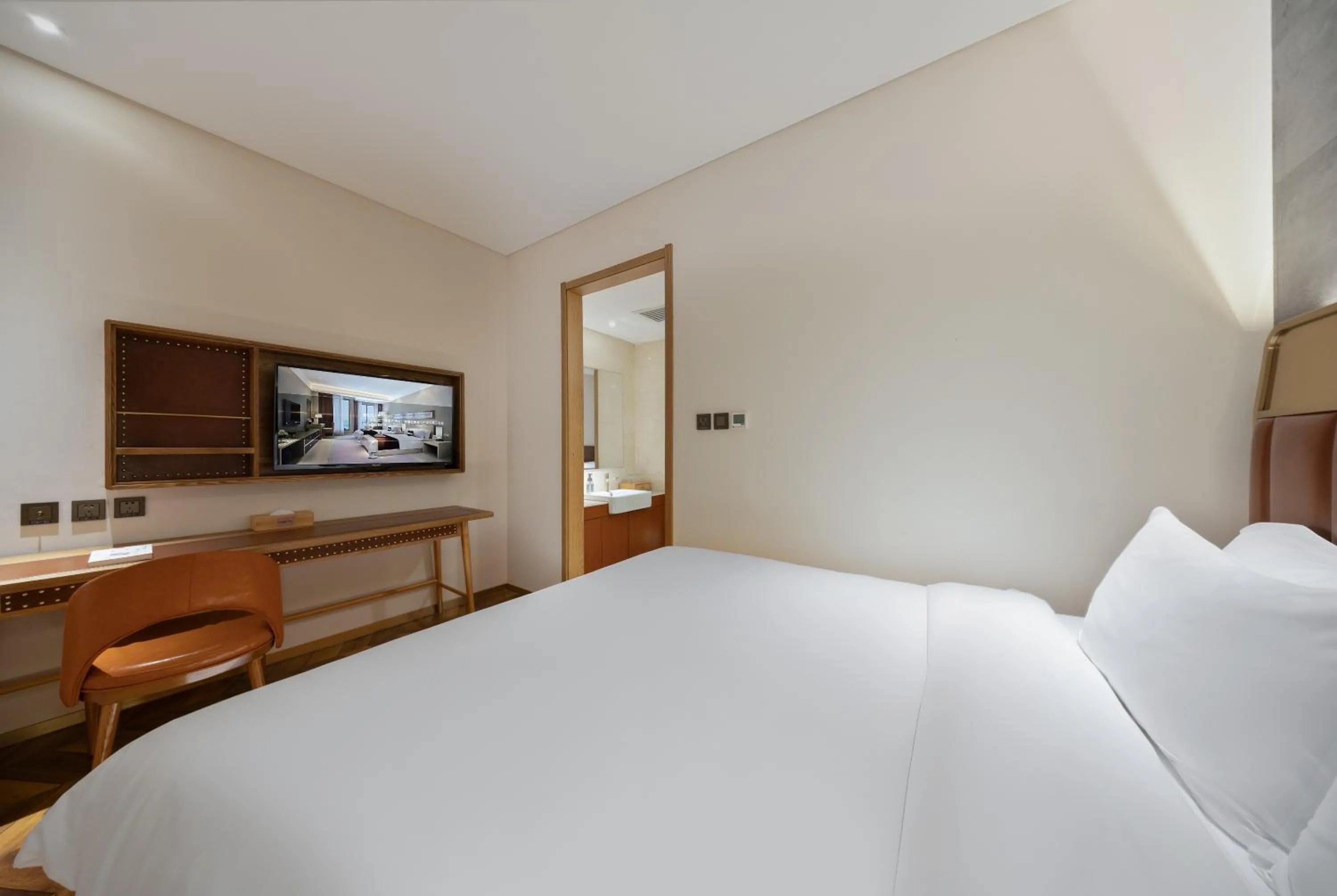 Bedroom, Bed in Beijing TangFu Chinese Culture Boutique Hotel Sanlitun Embassy Area