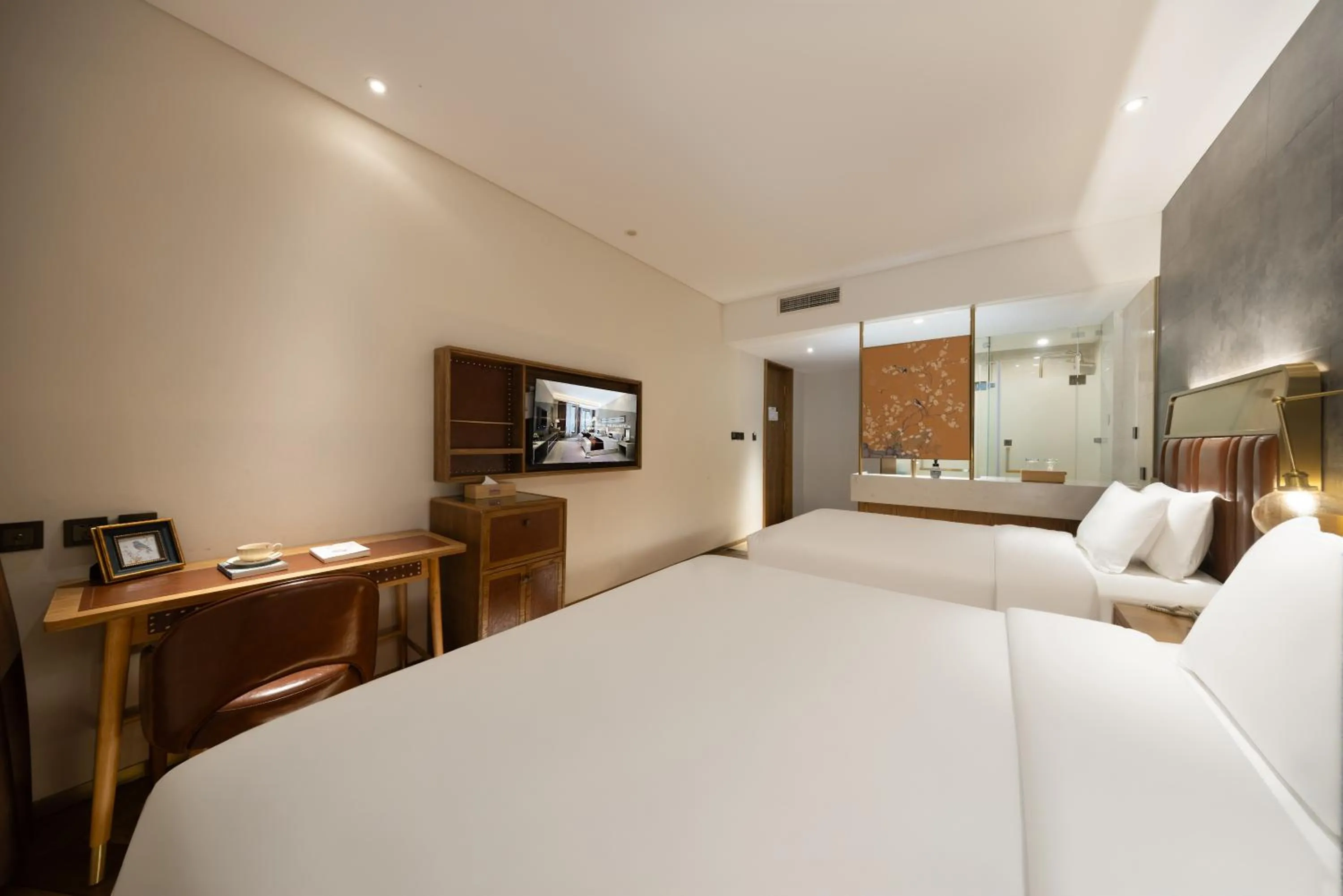 Photo of the whole room, Bed in Beijing TangFu Chinese Culture Boutique Hotel Sanlitun Embassy Area