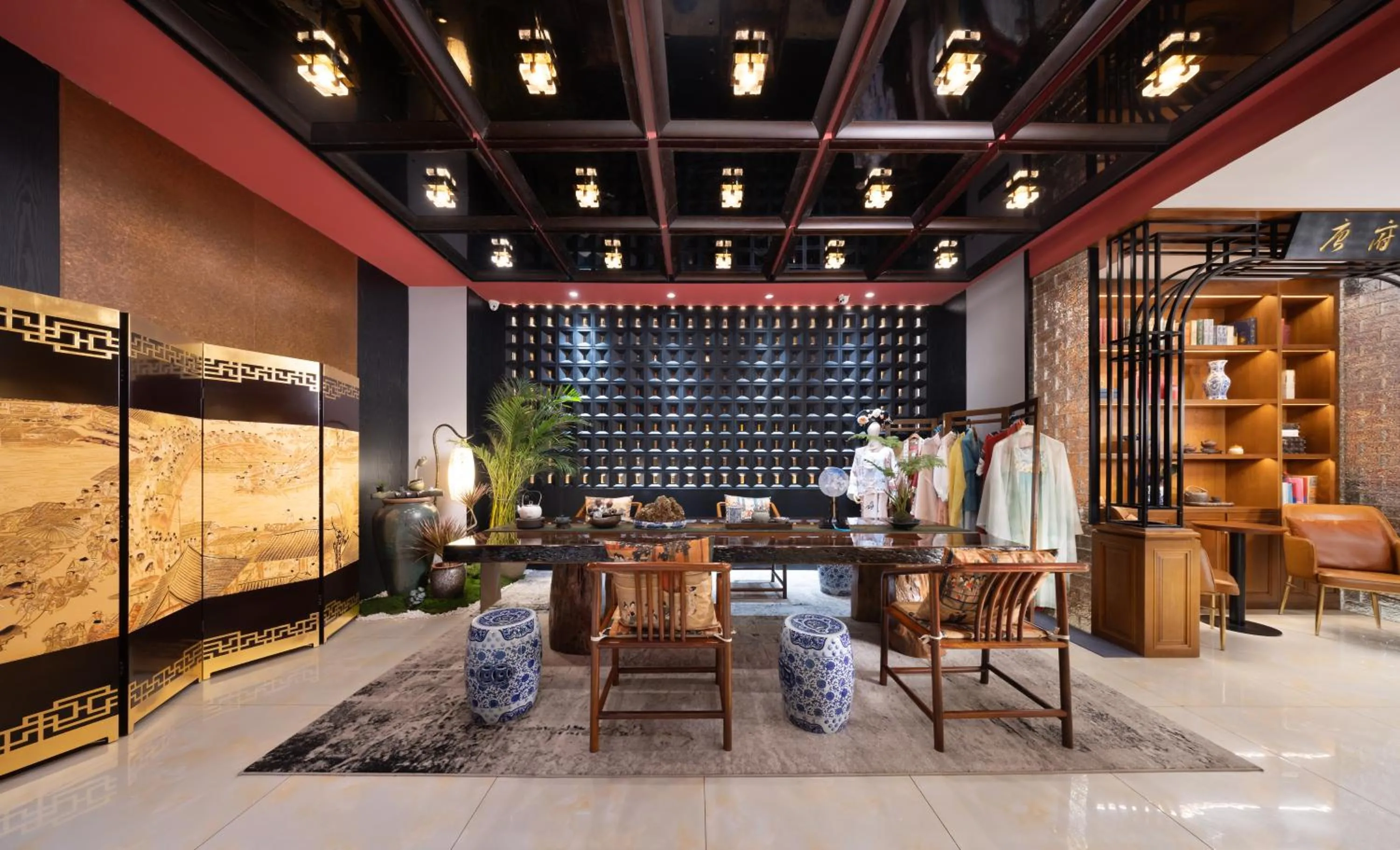 Communal lounge/ TV room in Beijing TangFu Chinese Culture Boutique Hotel Sanlitun Embassy Area