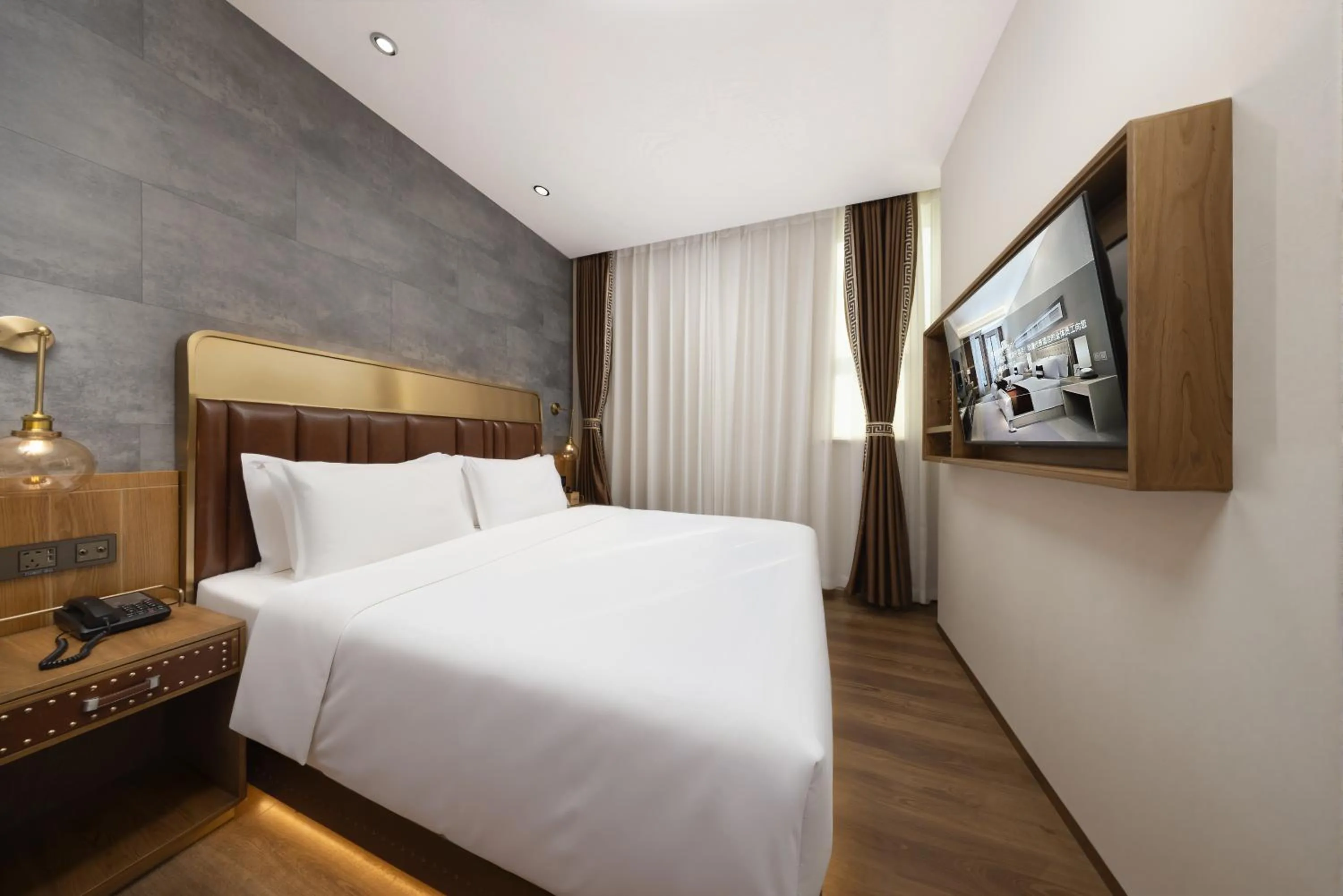 Photo of the whole room, Bed in Beijing TangFu Chinese Culture Boutique Hotel Sanlitun Embassy Area