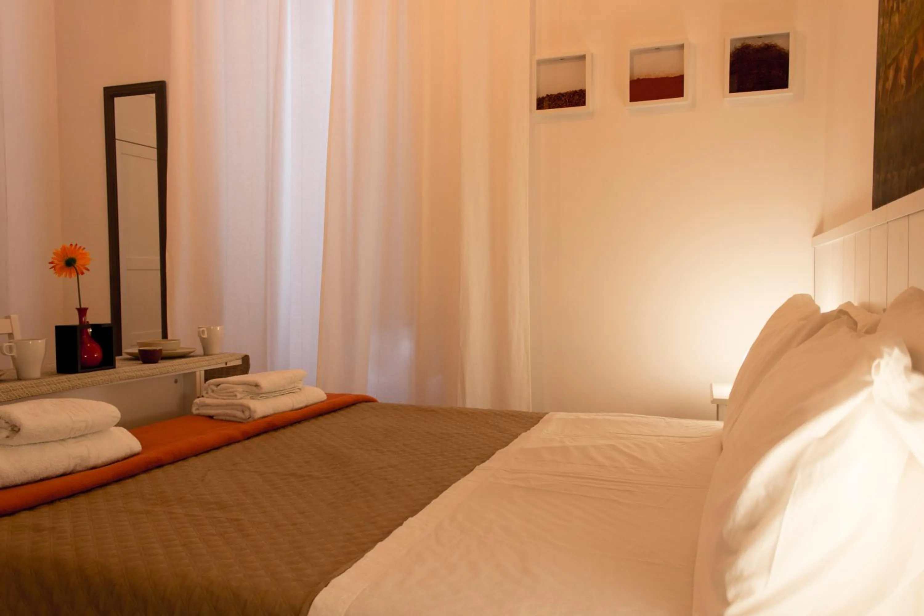 Bedroom, Bed in Sui Tetti di Napoli