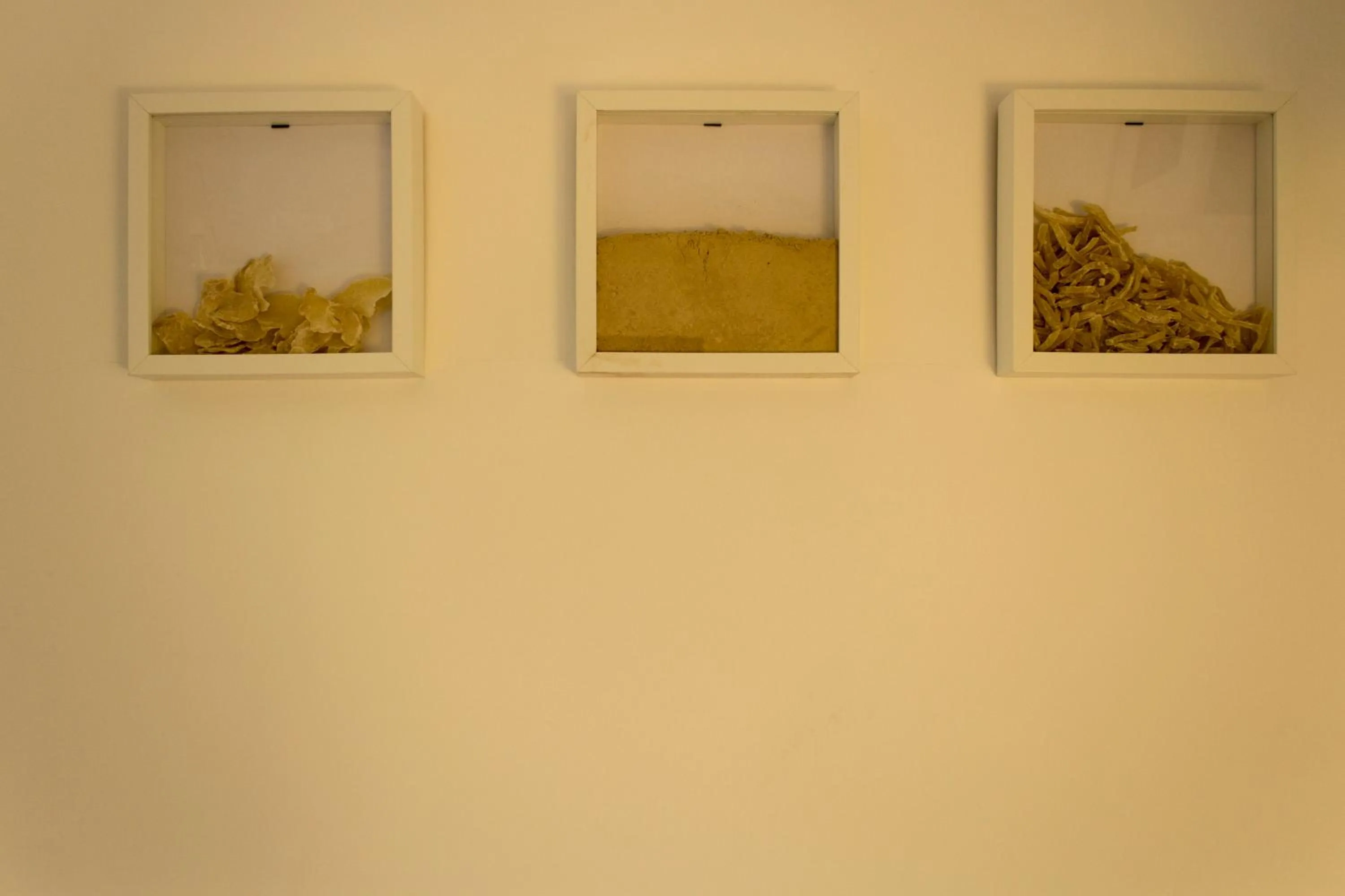 Decorative detail in Sui Tetti di Napoli