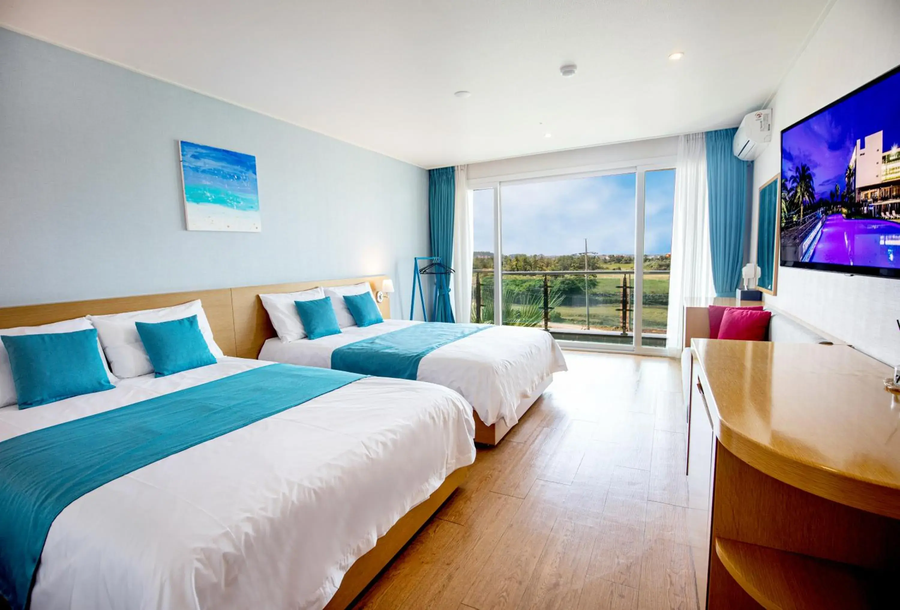 City view, Bed in The Four Grace Resort City view, Bed in The Four Grace Resort