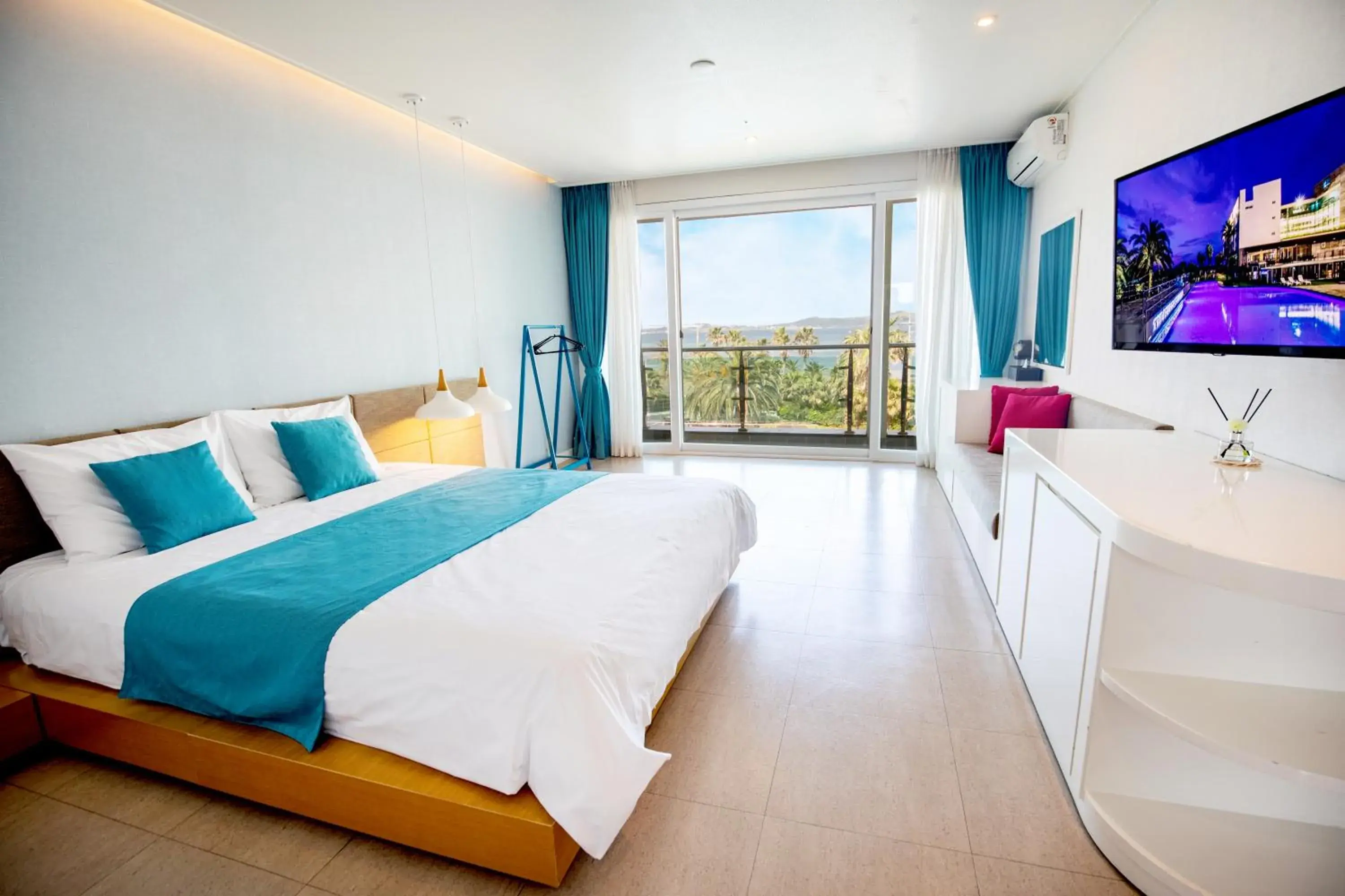Landmark view, Bed in The Four Grace Resort Landmark view, Bed in The Four Grace Resort