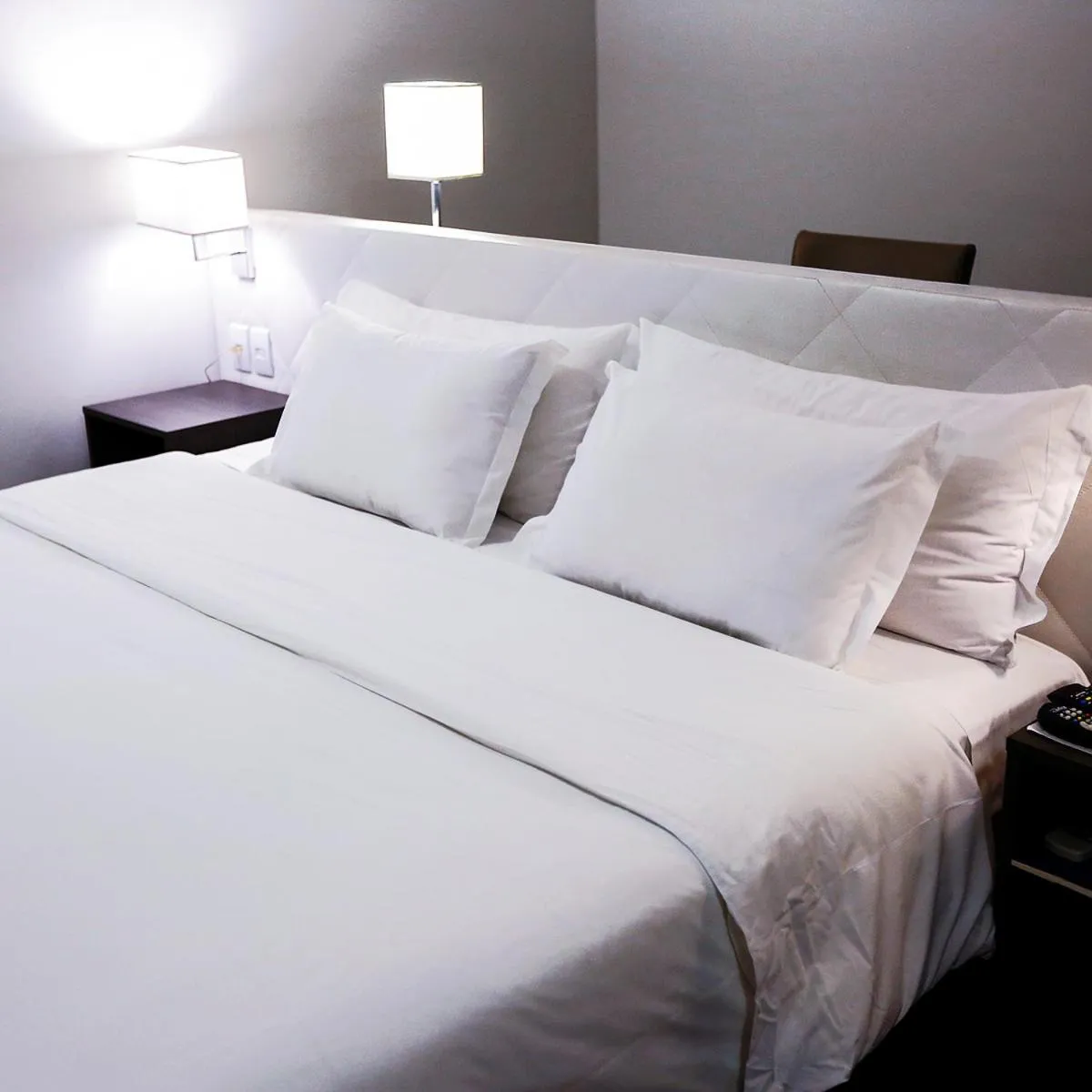 Bedroom, Bed in Fratele Business Hotel