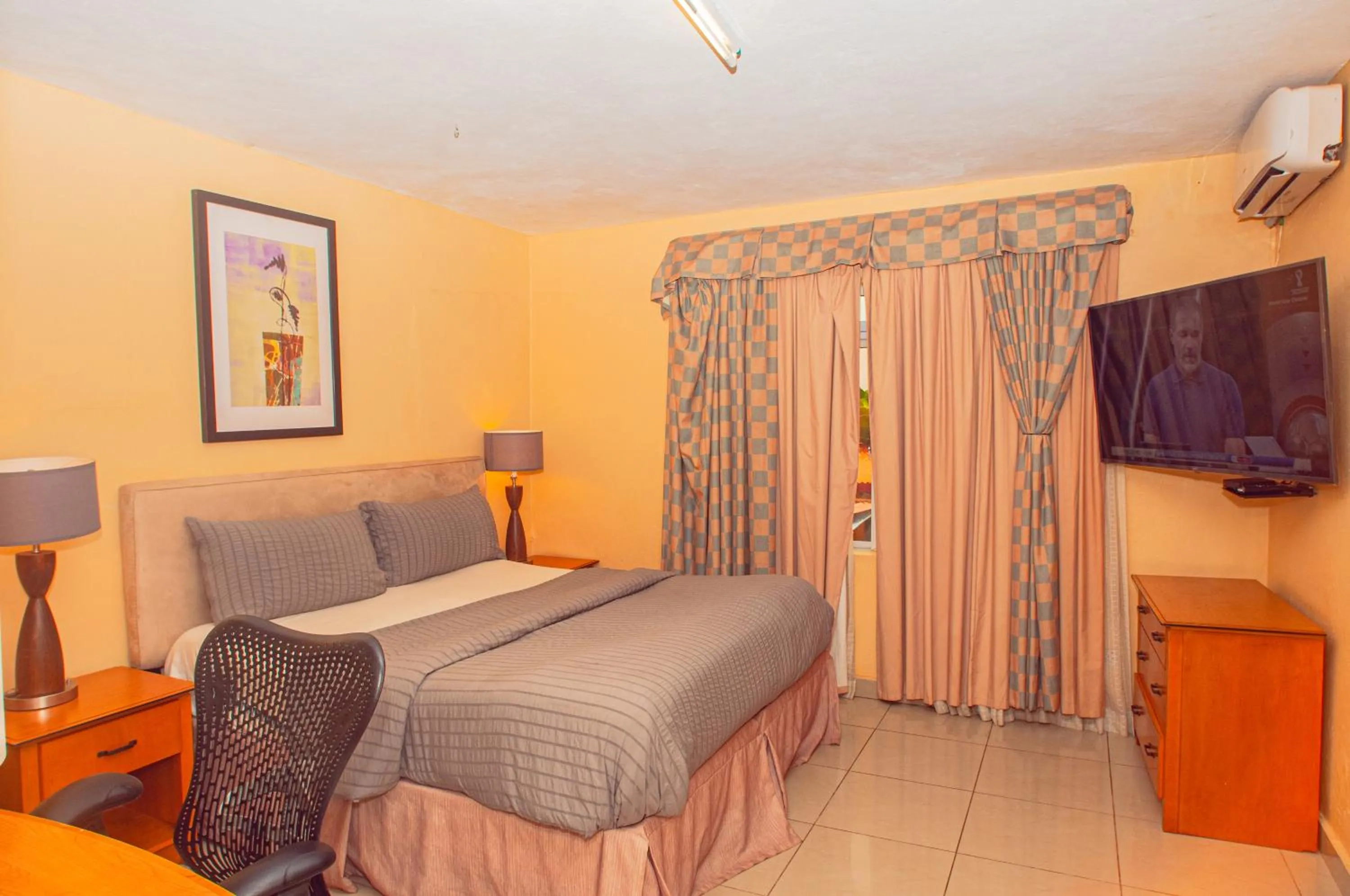 Bedroom, Bed in The Jam Lodge