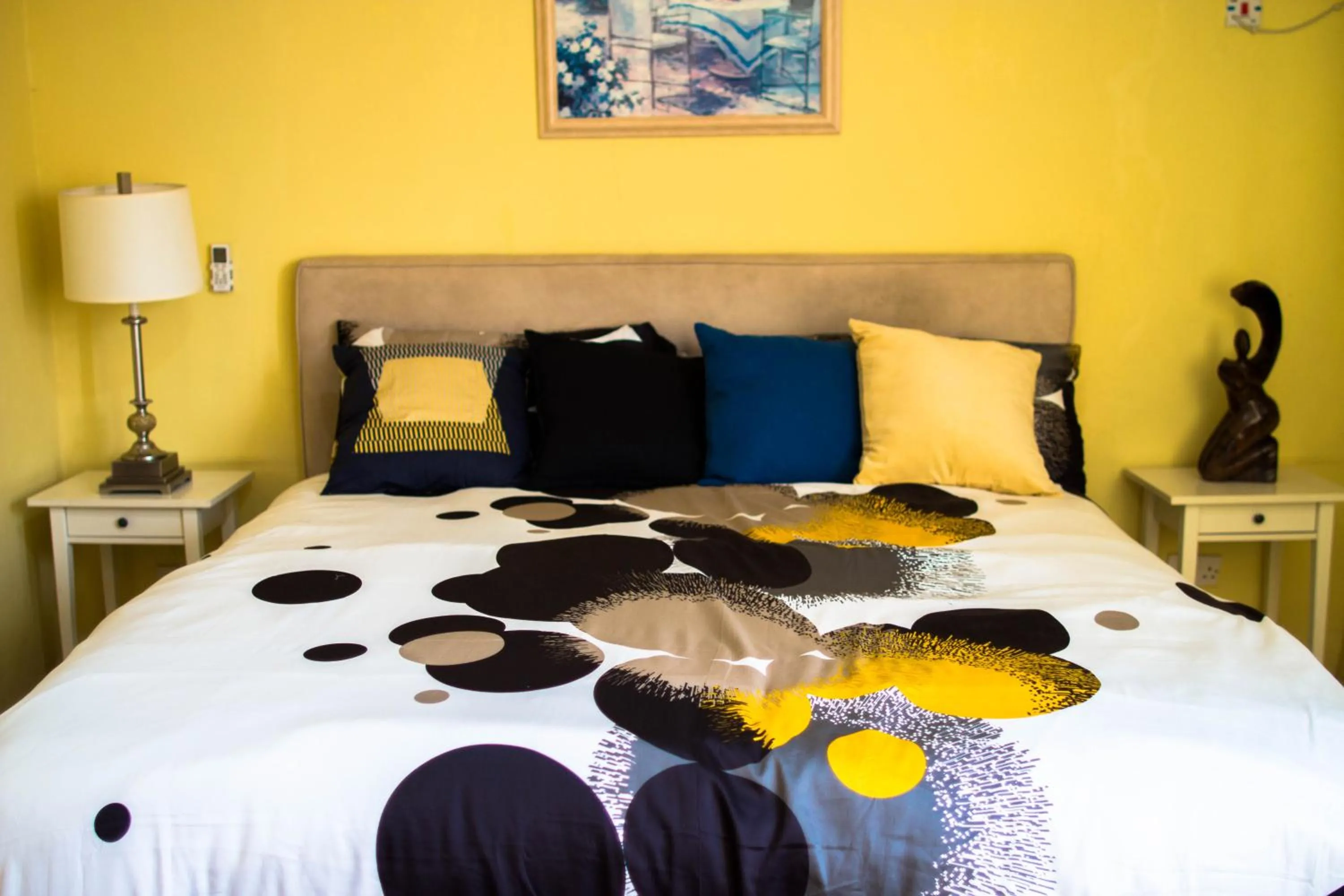 Bed in The Jam Lodge
