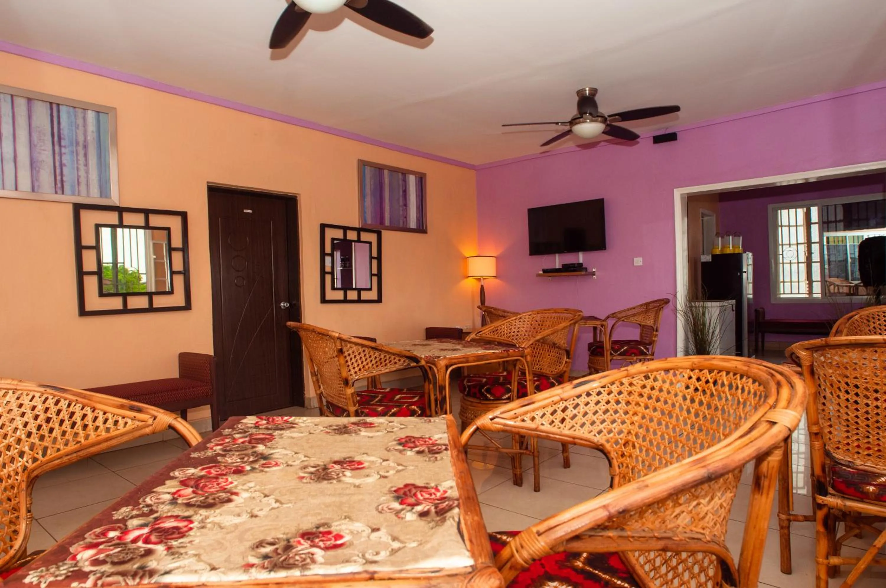 Dining area in The Jam Lodge