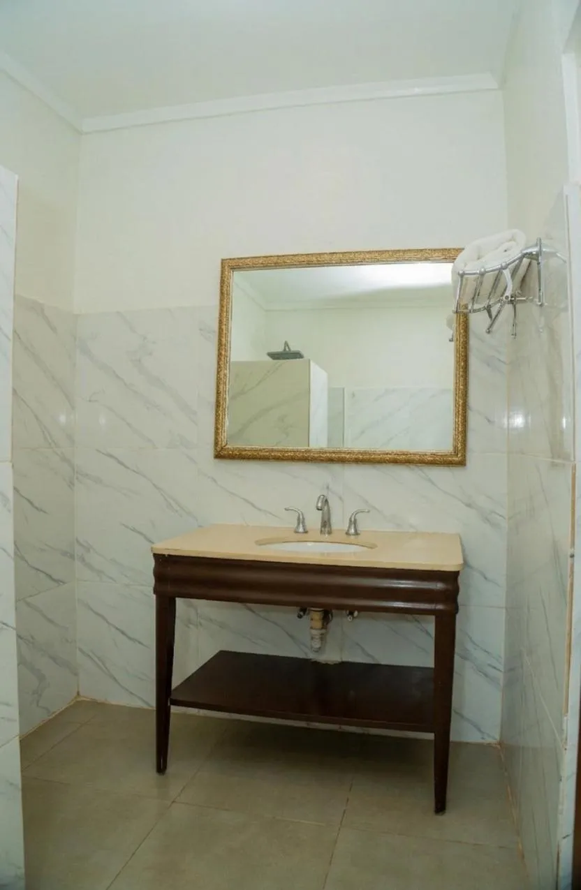 Bathroom in The Jam Lodge