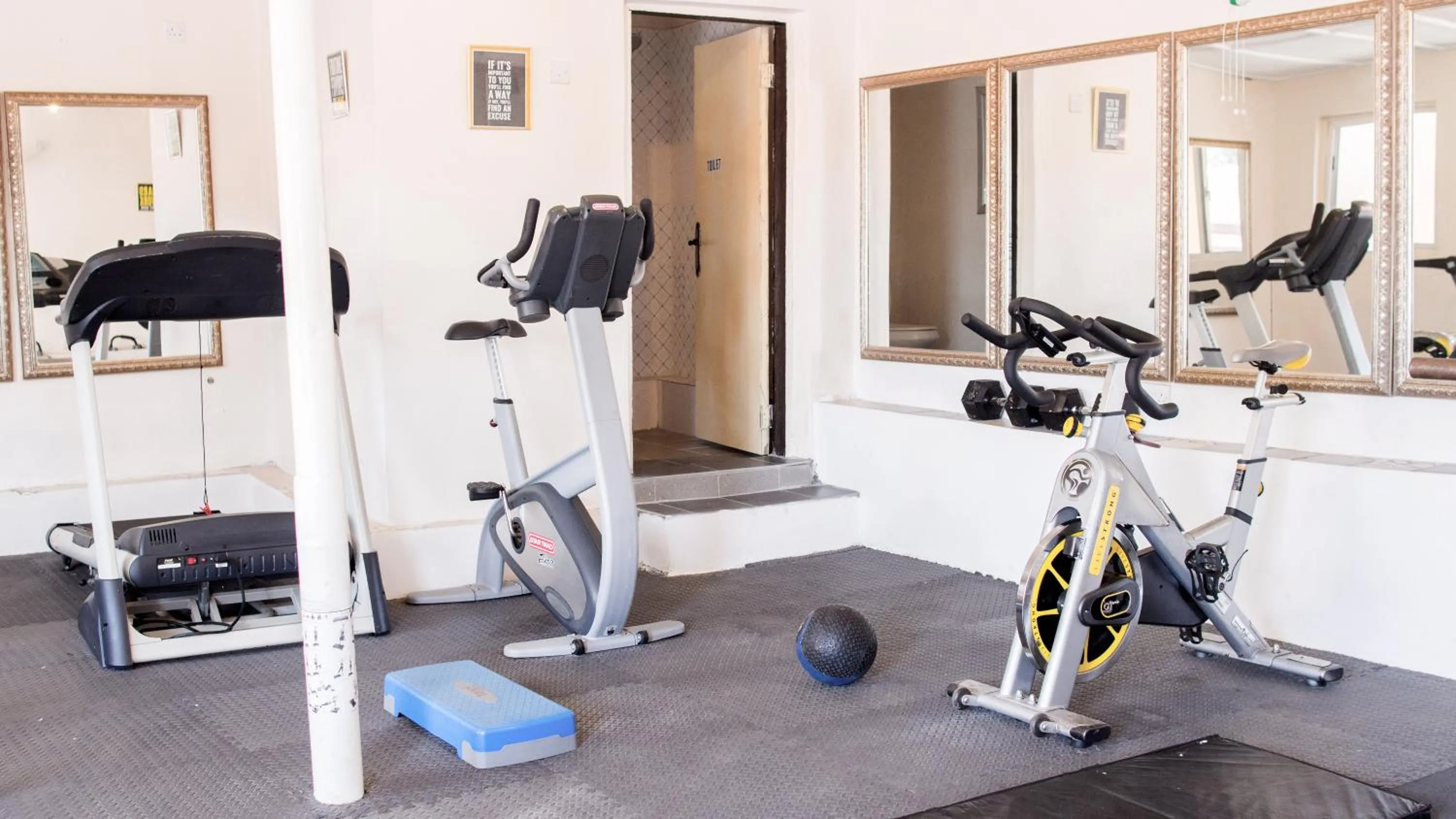 Fitness centre/facilities in The Jam Lodge