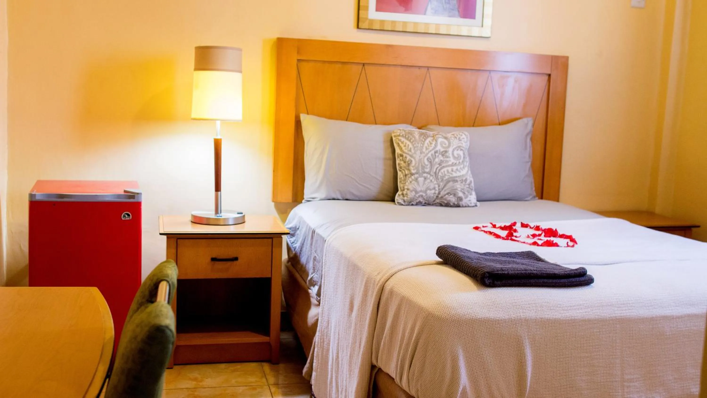 Bed in The Jam Lodge