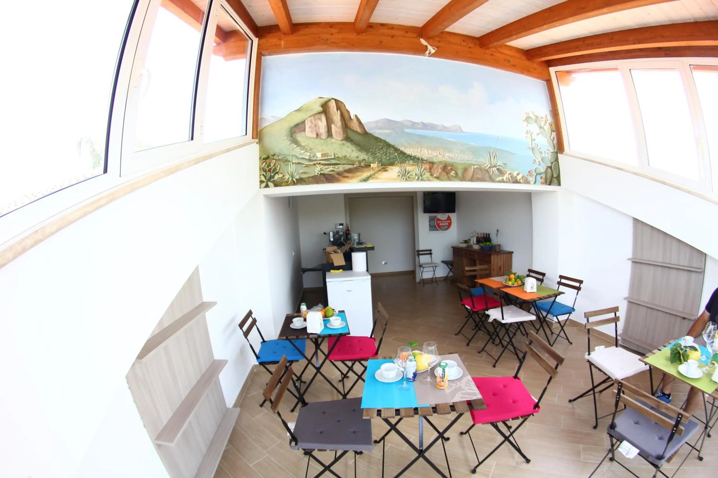 Communal lounge/ TV room in B&B Menta & Peperoncino