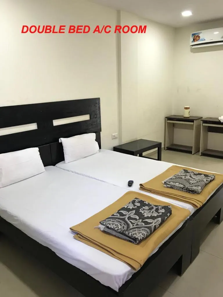 Bedroom, Bed in VRP Guest House