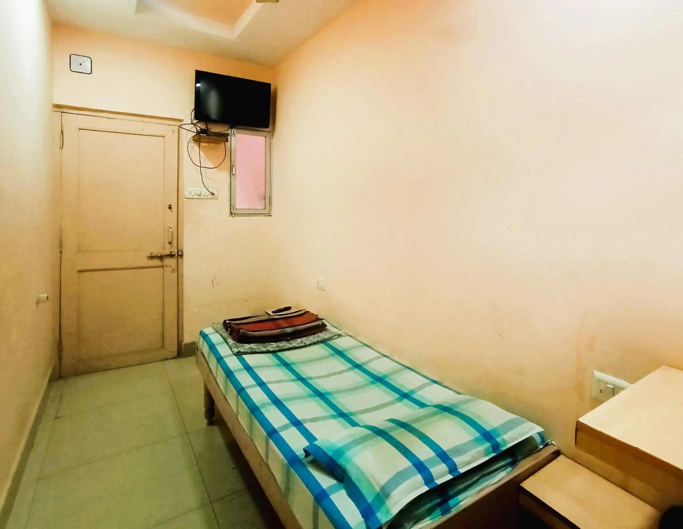 Bedroom, Bed in VRP Guest House