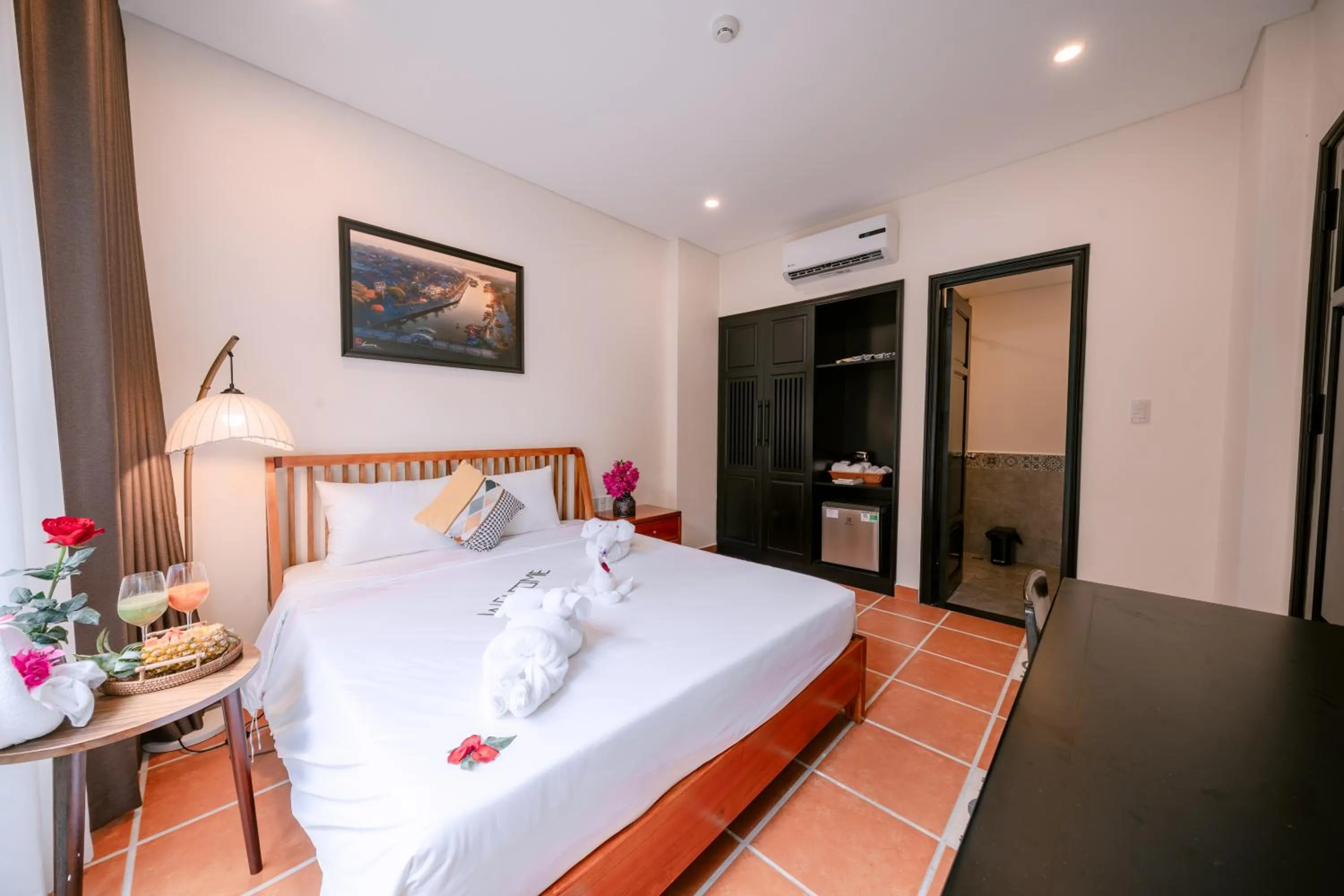 TV and multimedia, Bed in Du Yen Hoi An Villa