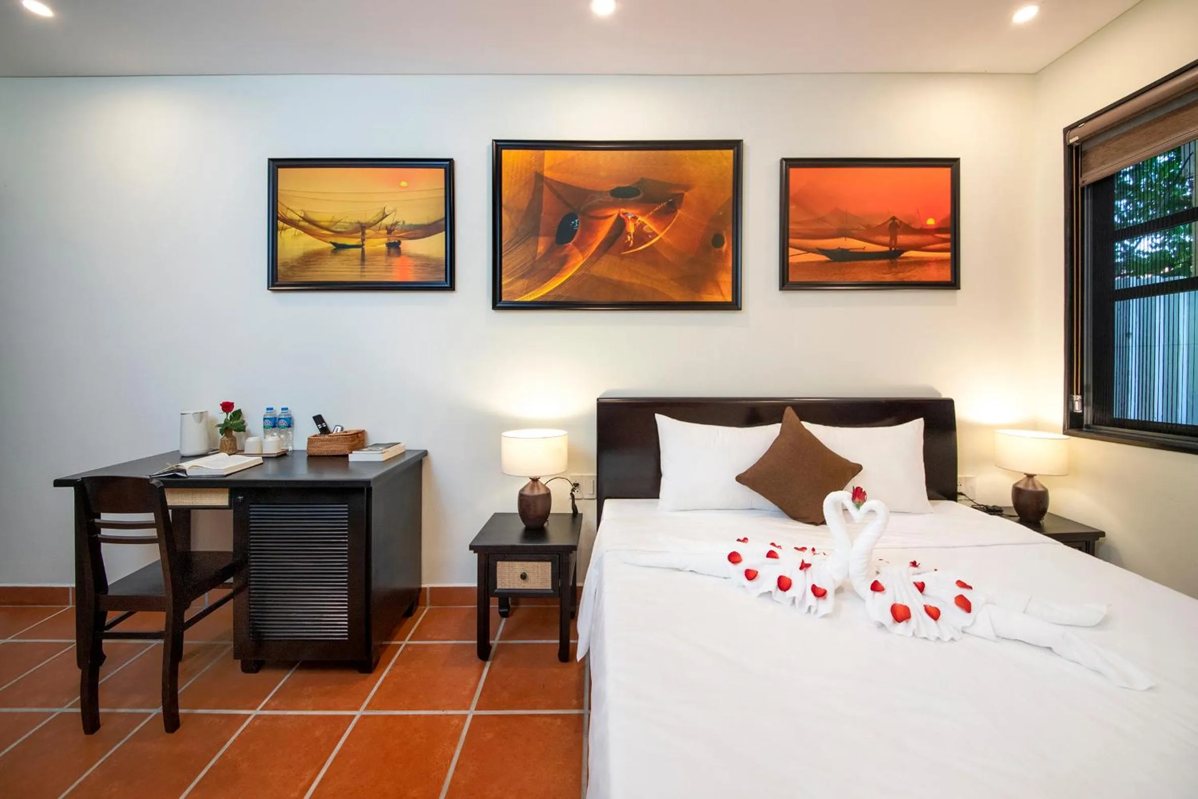 Bed in Du Yen Hoi An Villa