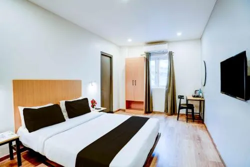 Hotel O Bangalore Trinity Metro Station