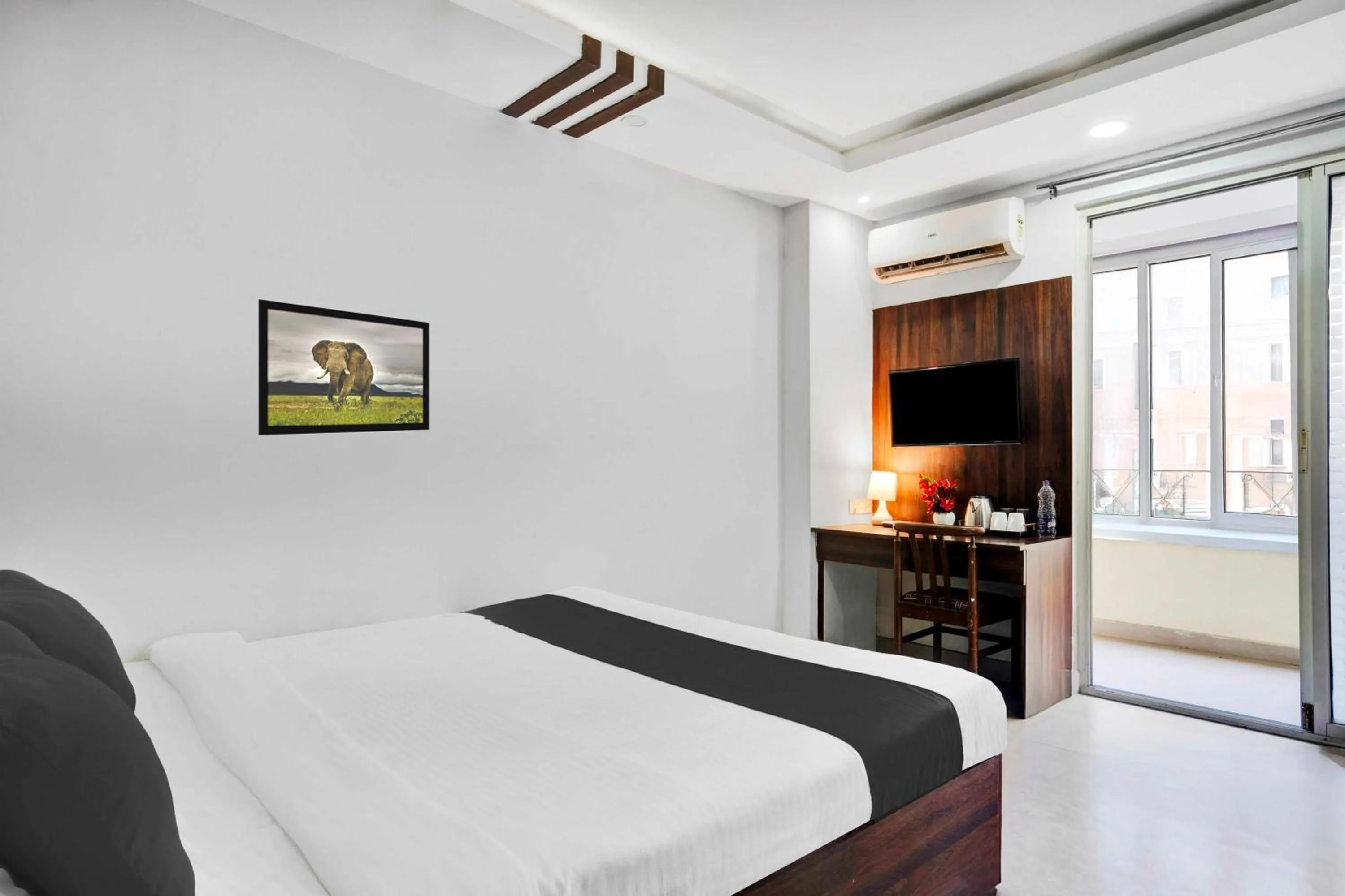 Bedroom, Bed in Hotel O Guwahati Central Mall