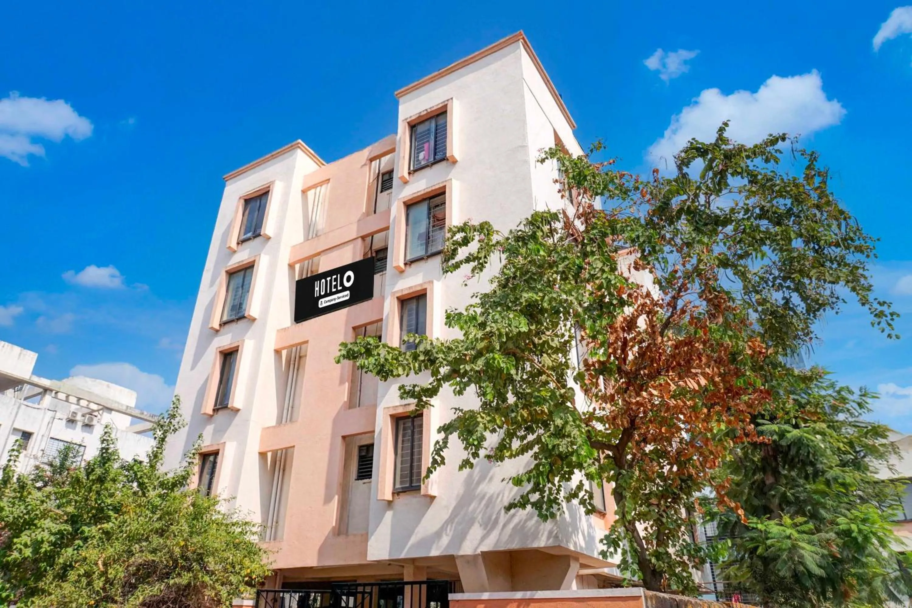 Facade/entrance in Hotel O Veerbhadra Nagar Baner