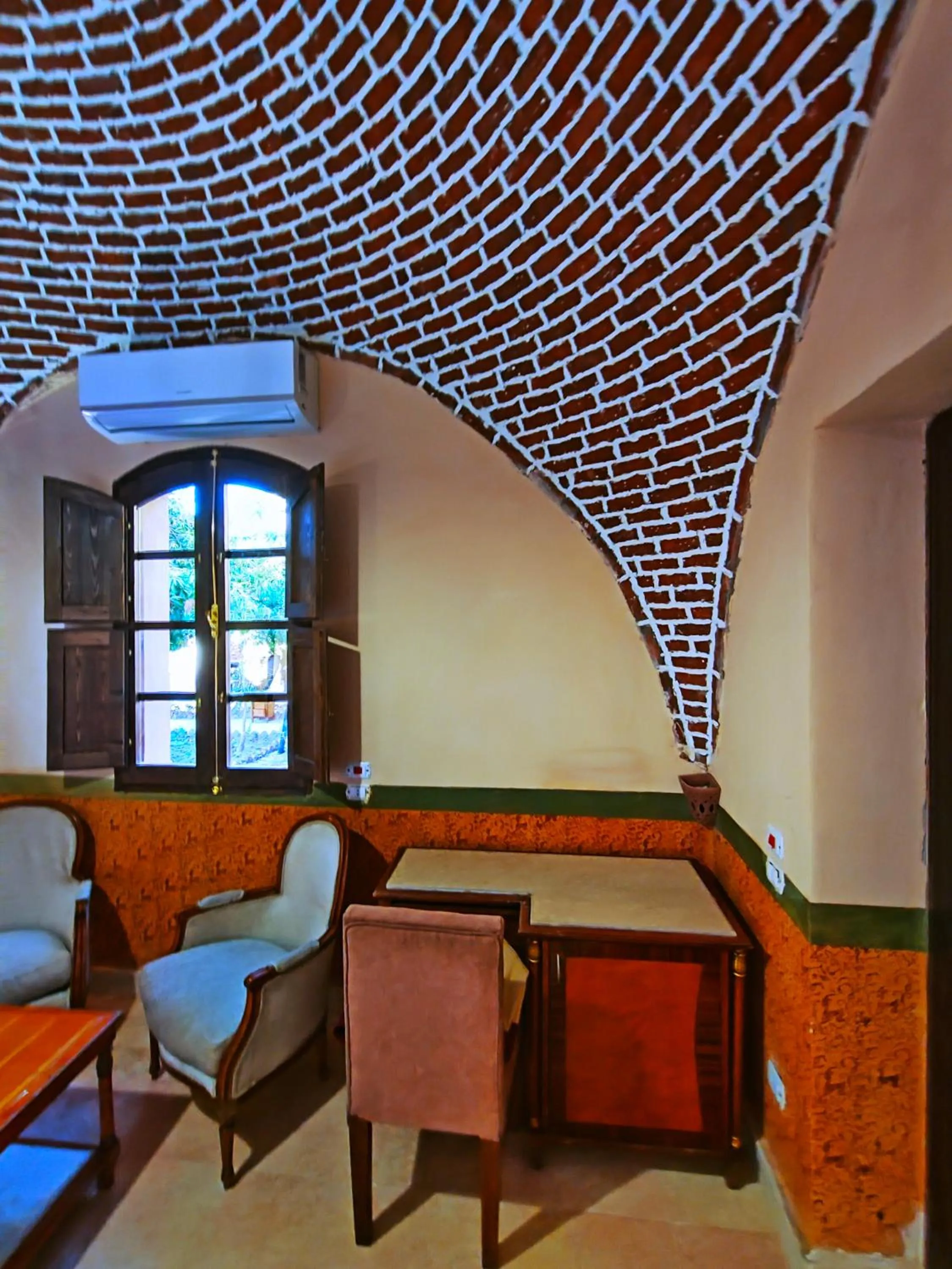 Library in El Juneina Villas