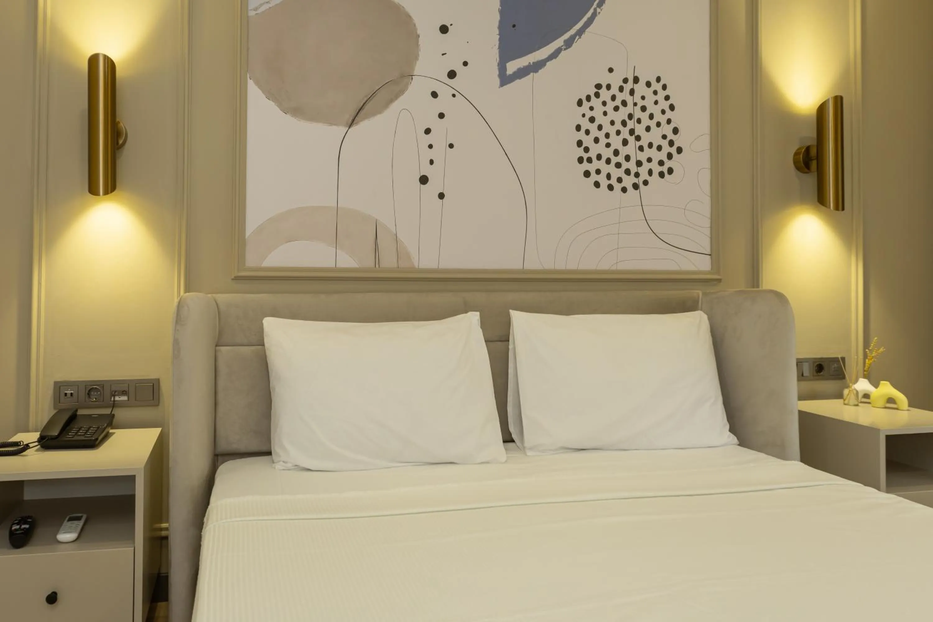 Bedroom, Bed in Fora Inn Lara