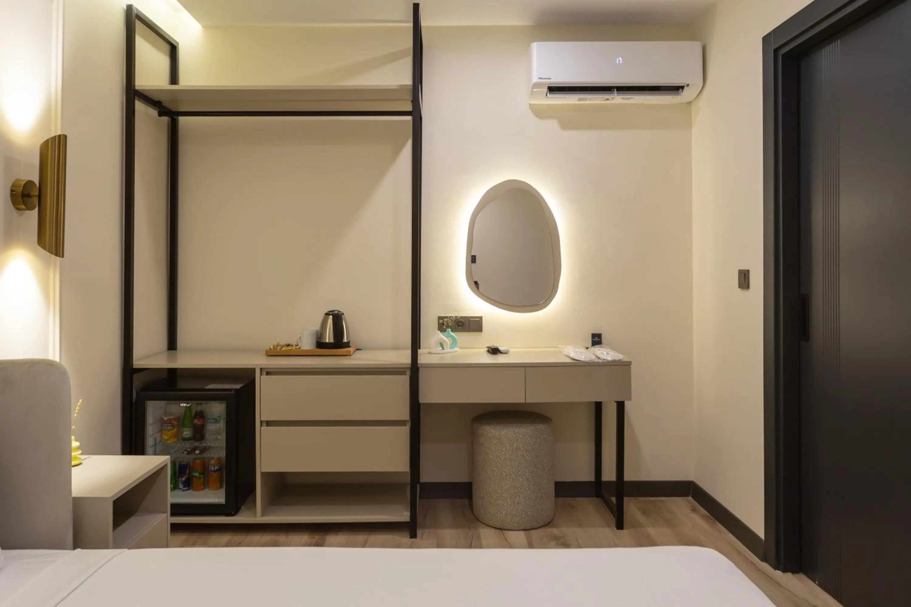 Coffee/tea facilities, Bed in Fora Inn Lara