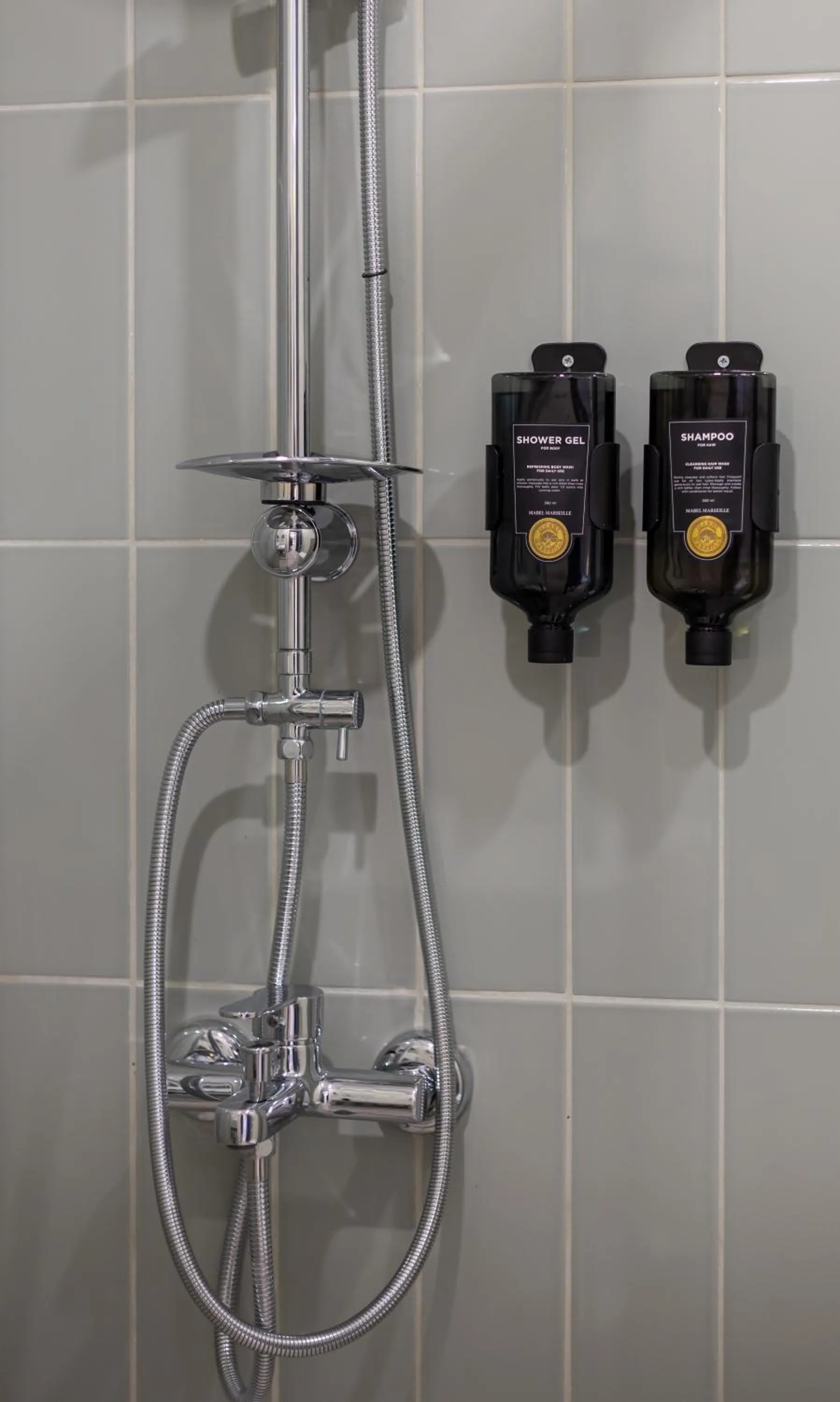 Bathroom in Fora Inn Lara