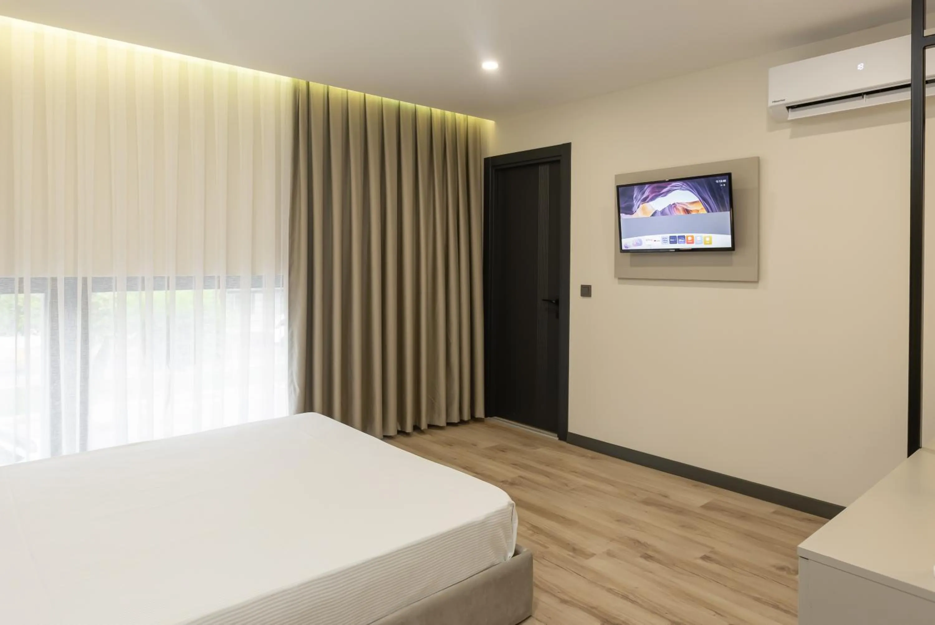 TV and multimedia, Bed in Fora Inn Lara