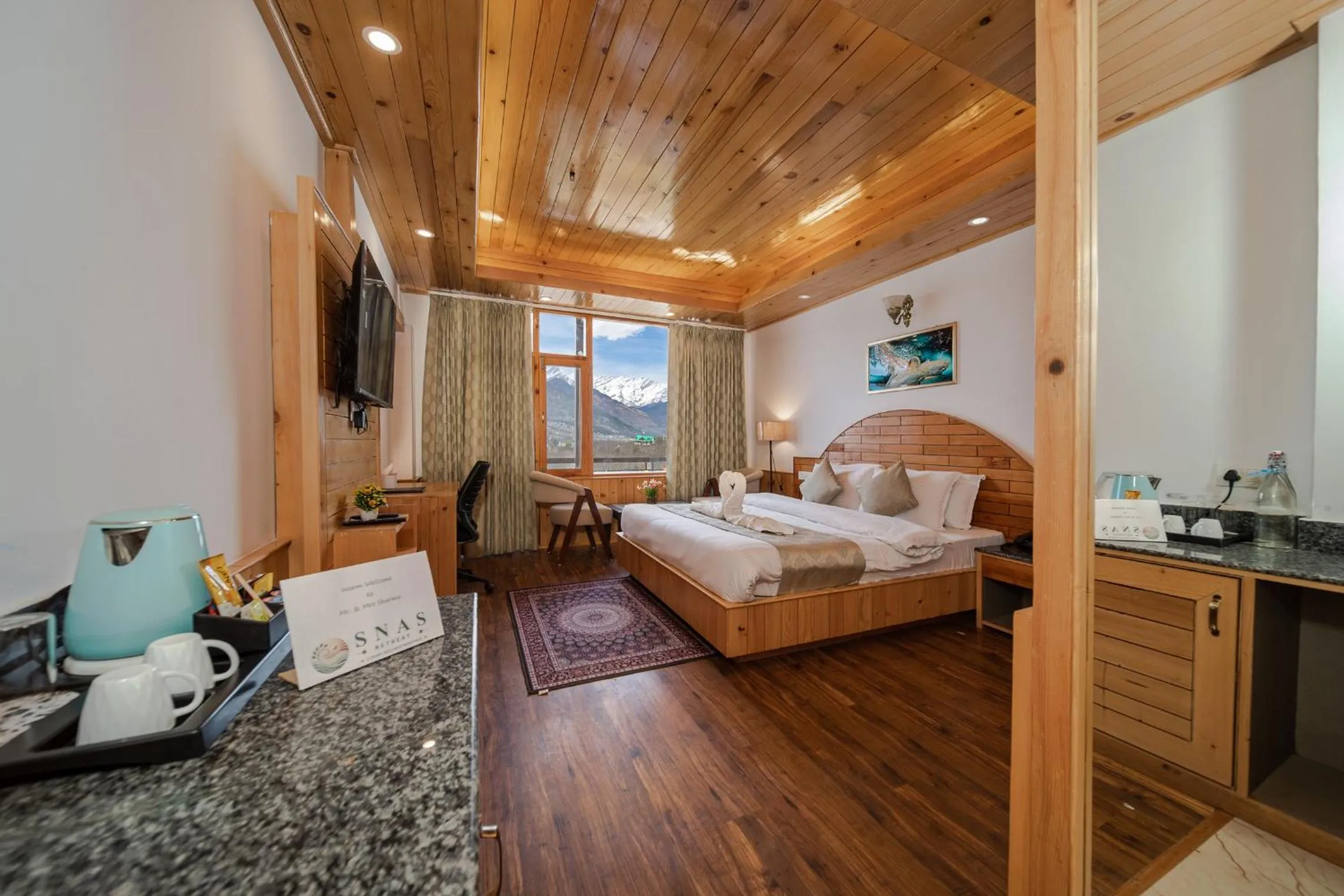 Photo of the whole room, Bed in Hotel SNAS Retreat Manali