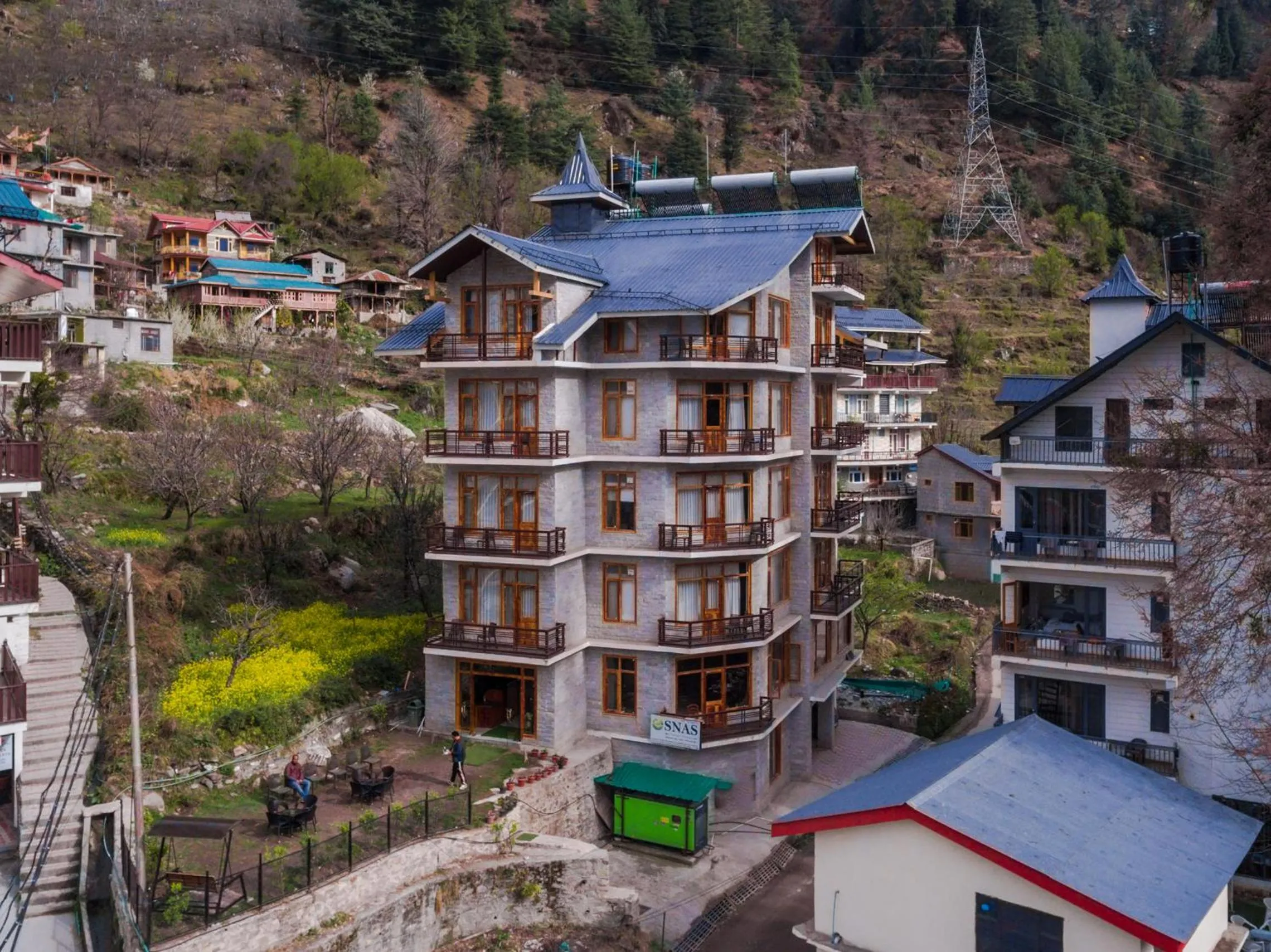 Property building in Hotel SNAS Retreat Manali