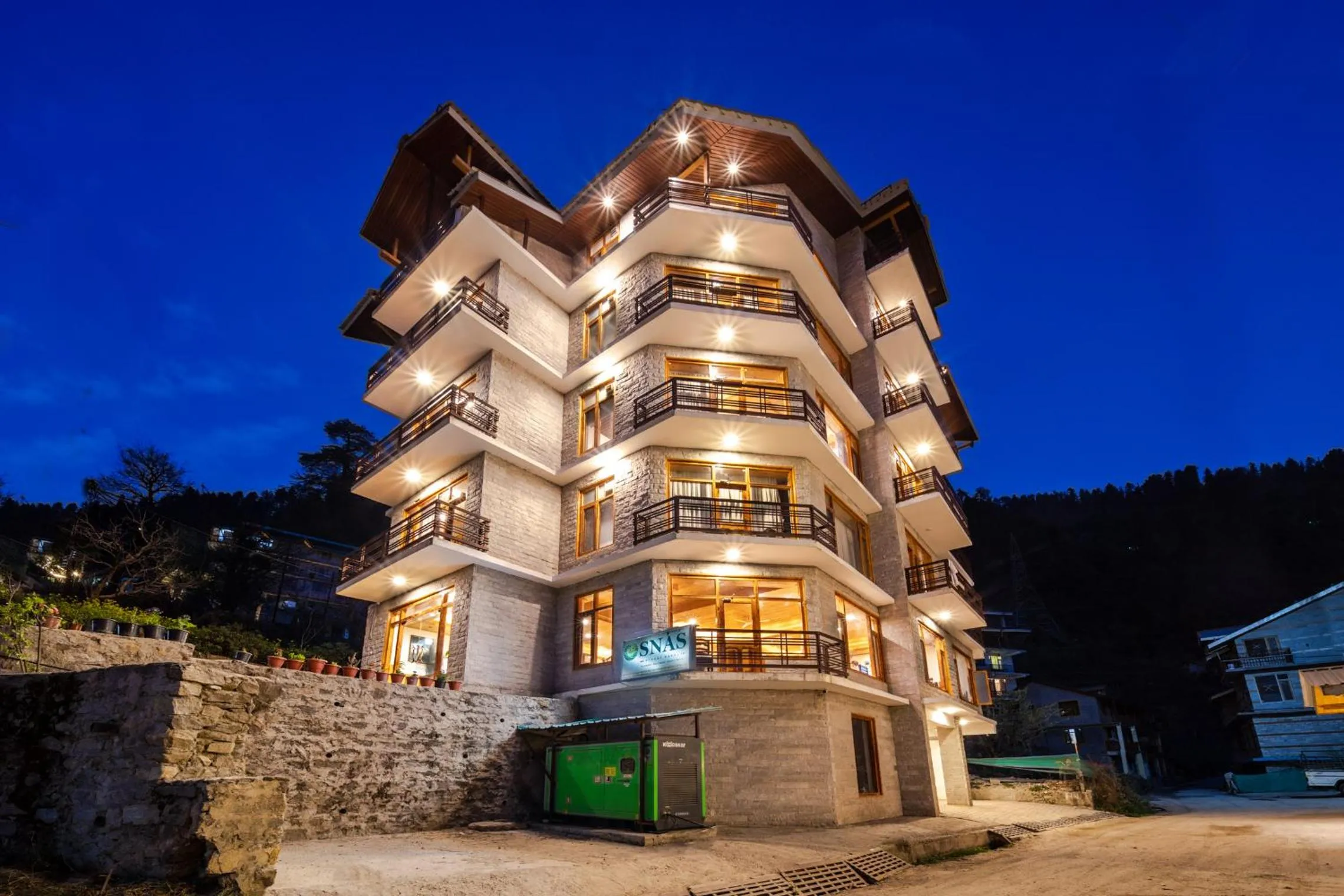 Property building in Hotel SNAS Retreat Manali