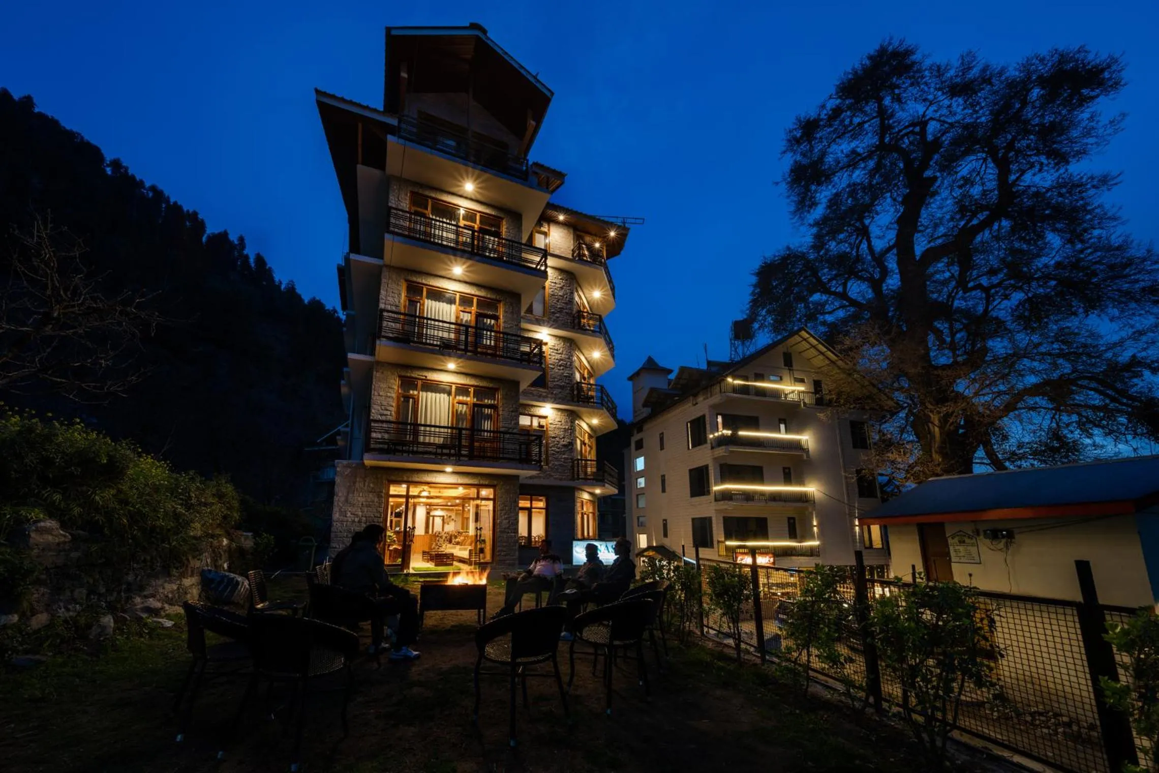 Property building in Hotel SNAS Retreat Manali