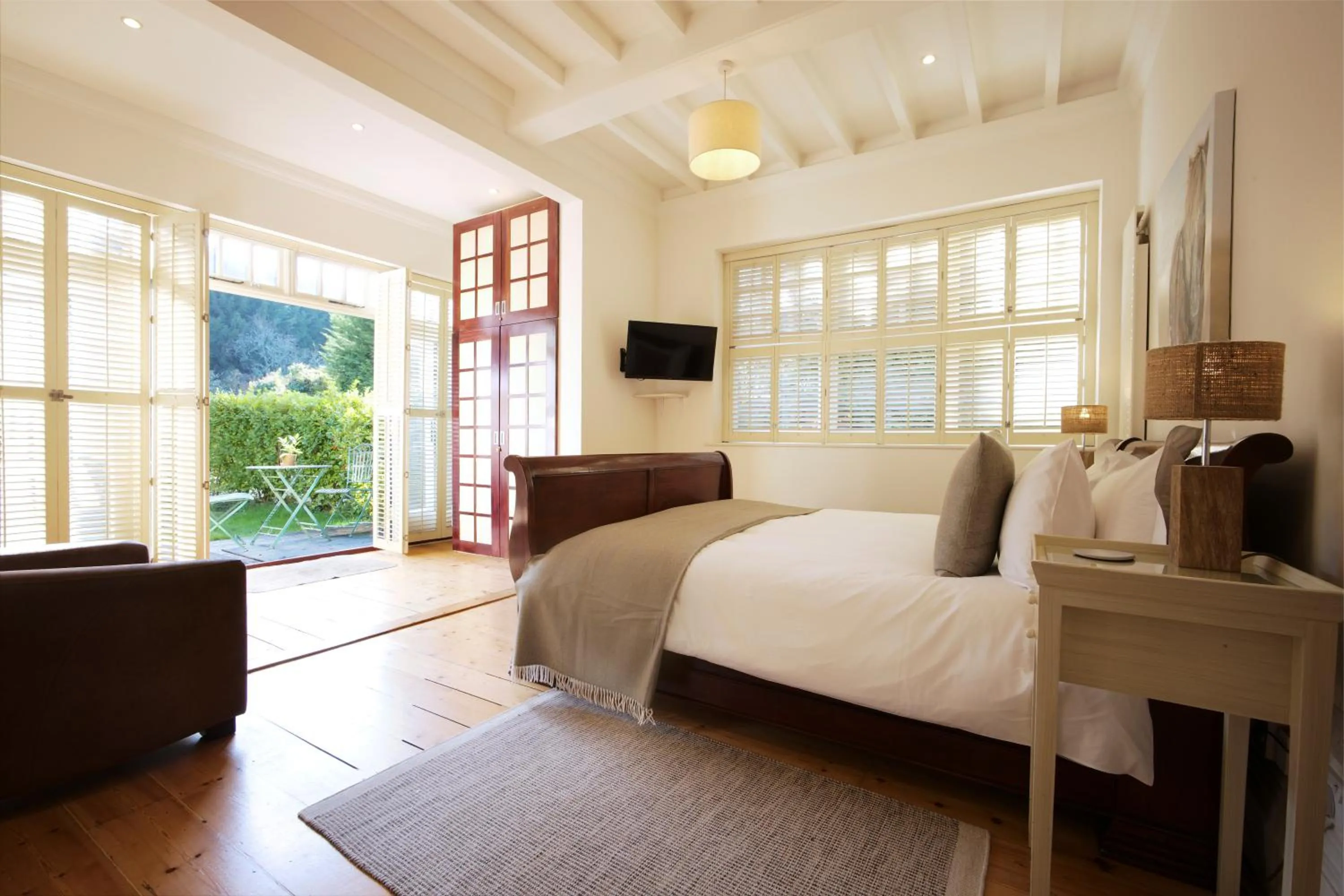 Bed in Daisybank Cottage Boutique Bed and Breakfast
