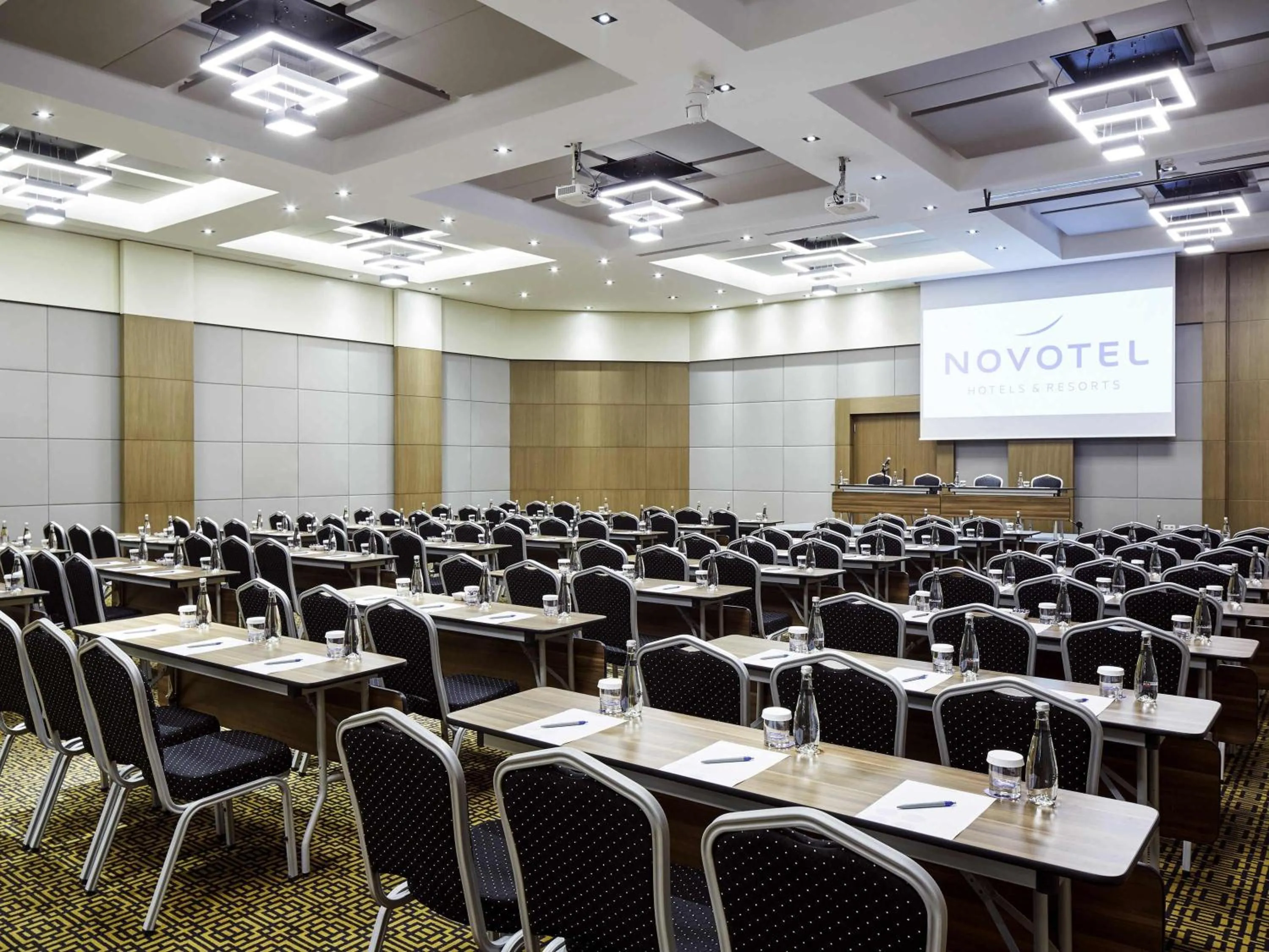 Meeting/conference room in Novotel Konya