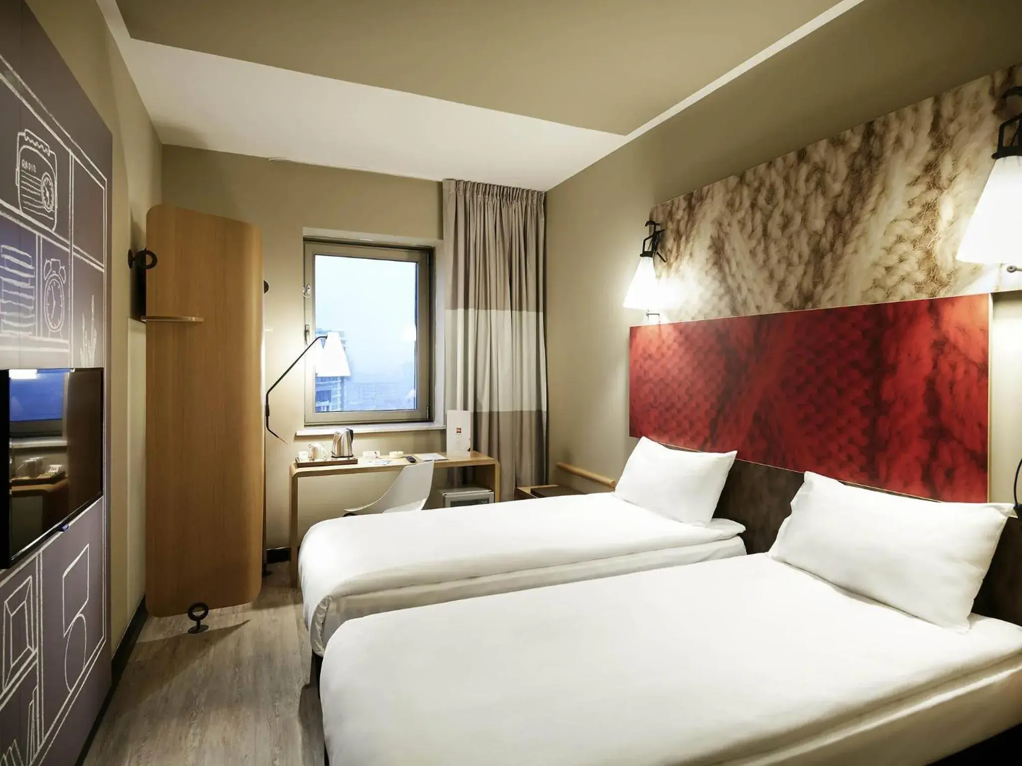 Bedroom, Bed in Ibis Konya Bedroom, Bed in Ibis Konya