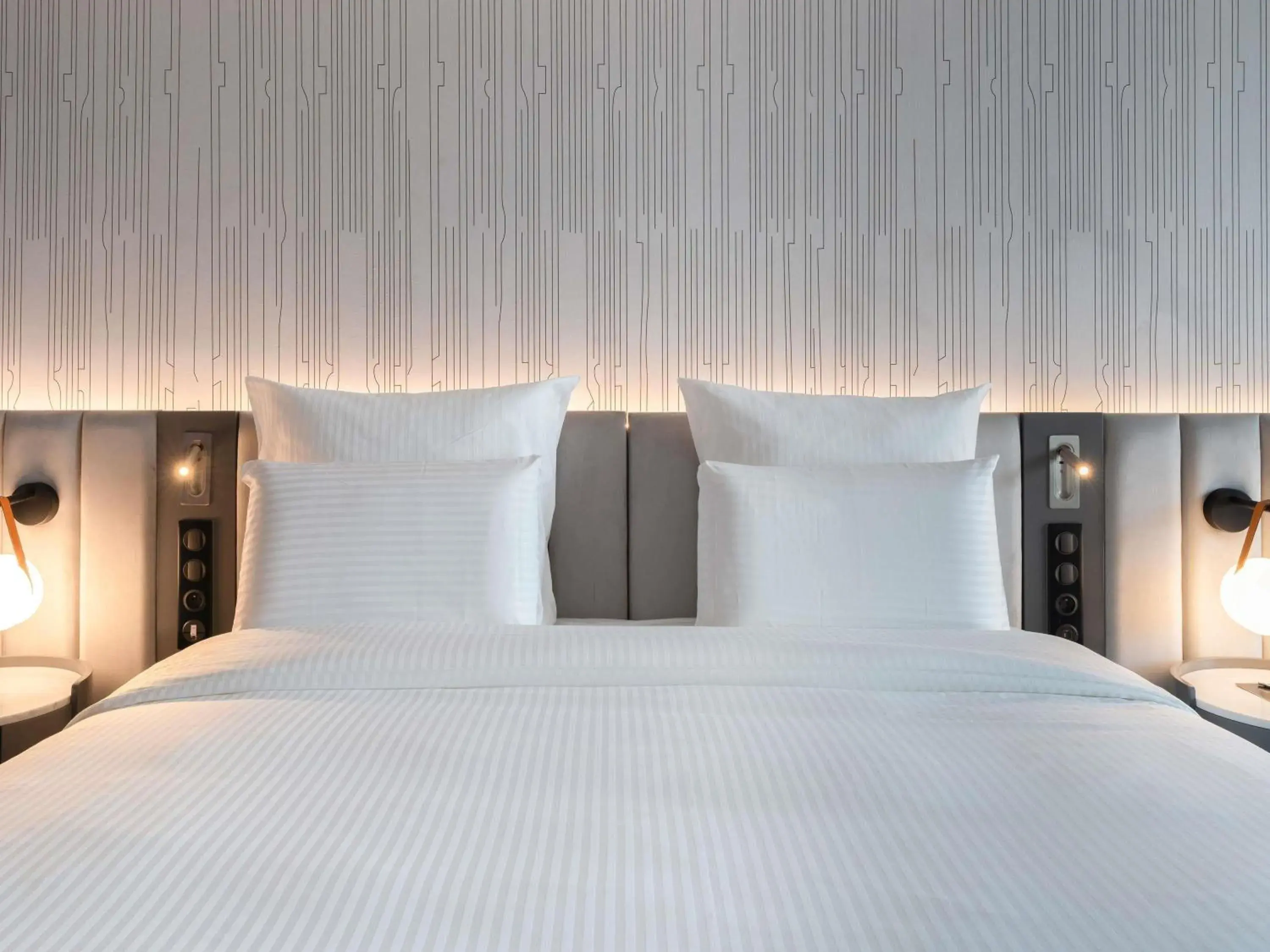 Bedroom, Bed in Pullman Kinshasa Grand Hotel Bedroom, Bed in Pullman Kinshasa Grand Hotel